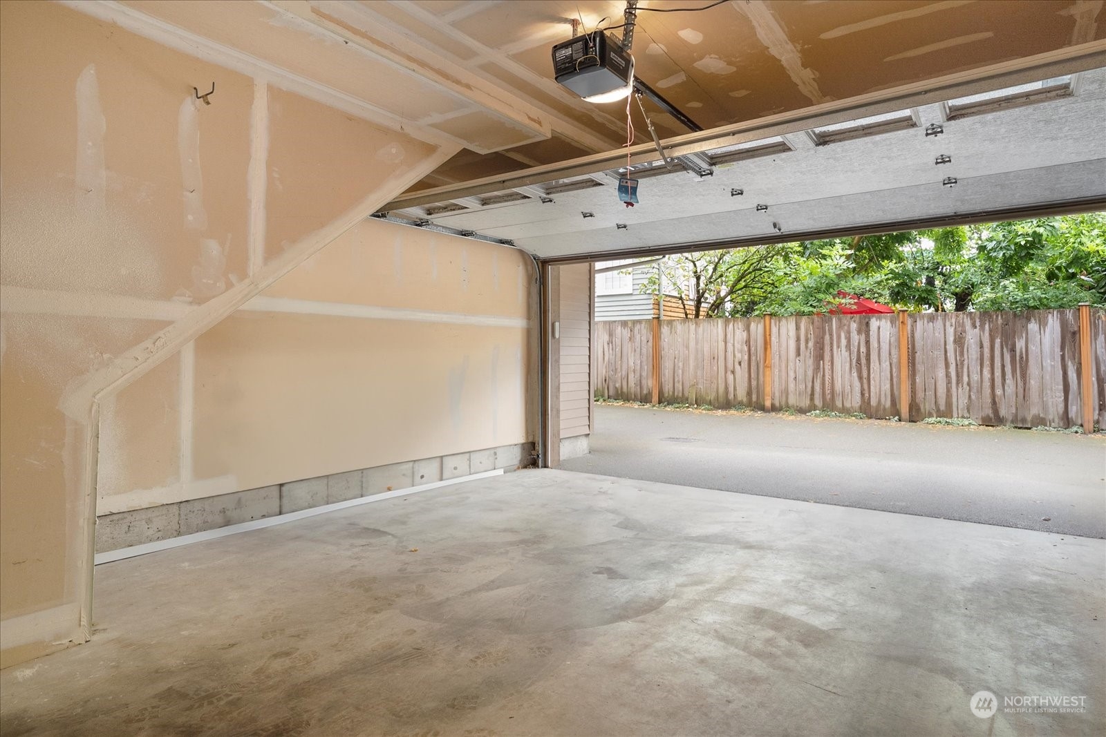 611 N 46th St Street Unit: D