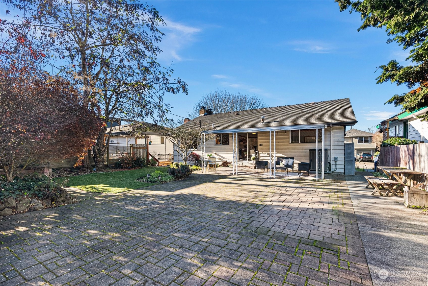 2116 48th Avenue SW