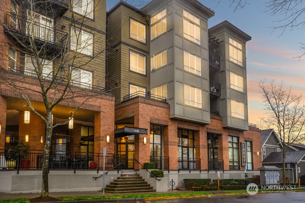 1840 25th Avenue NE #209