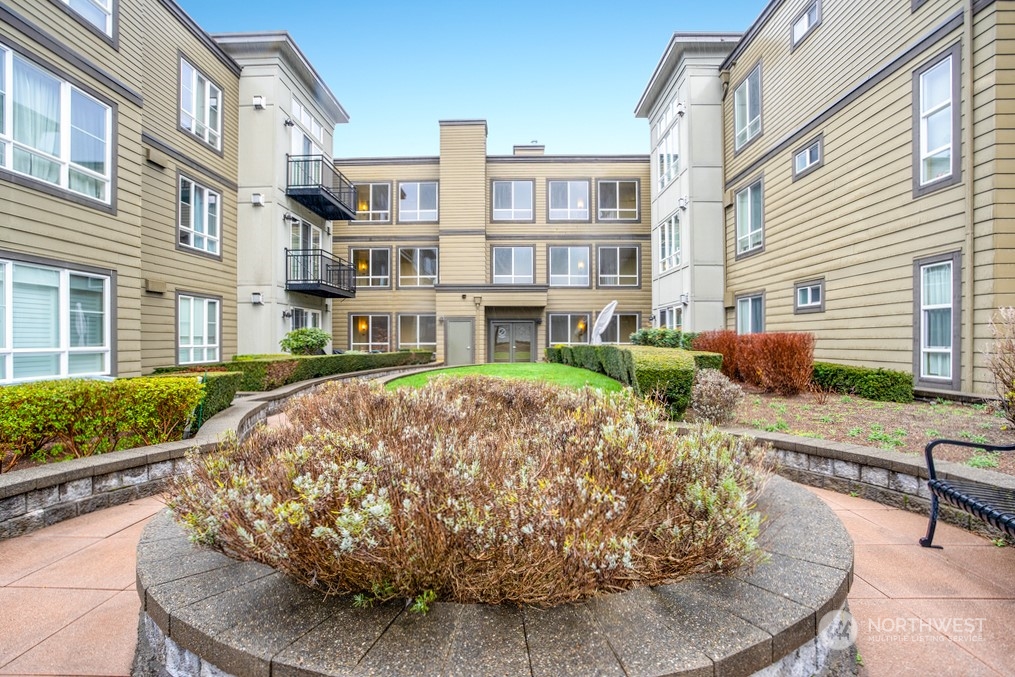 1840 25th Avenue NE #209