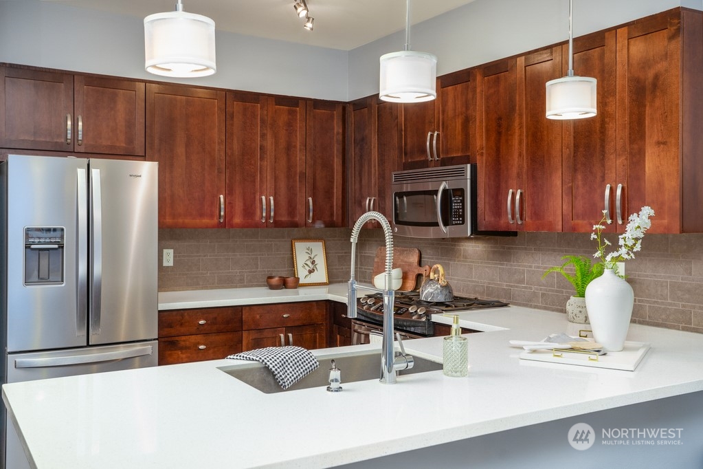 1840 25th Avenue NE #209