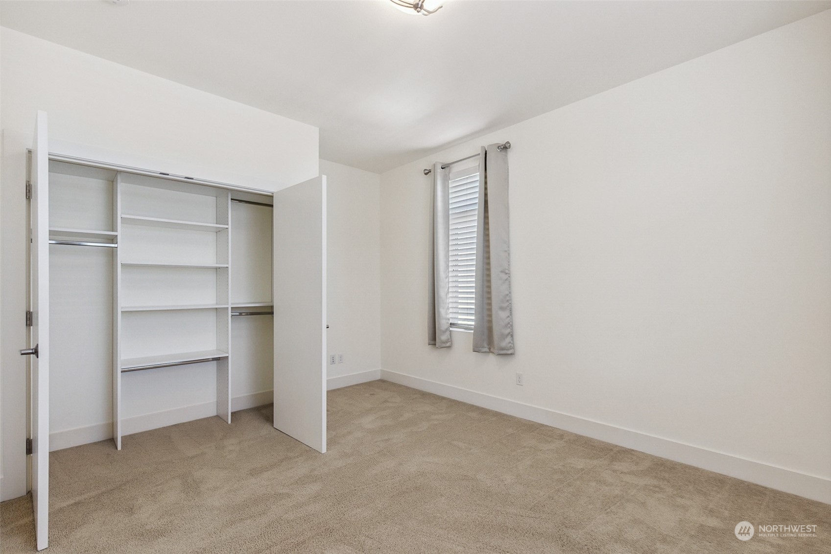 3410 Claremont Avenue S