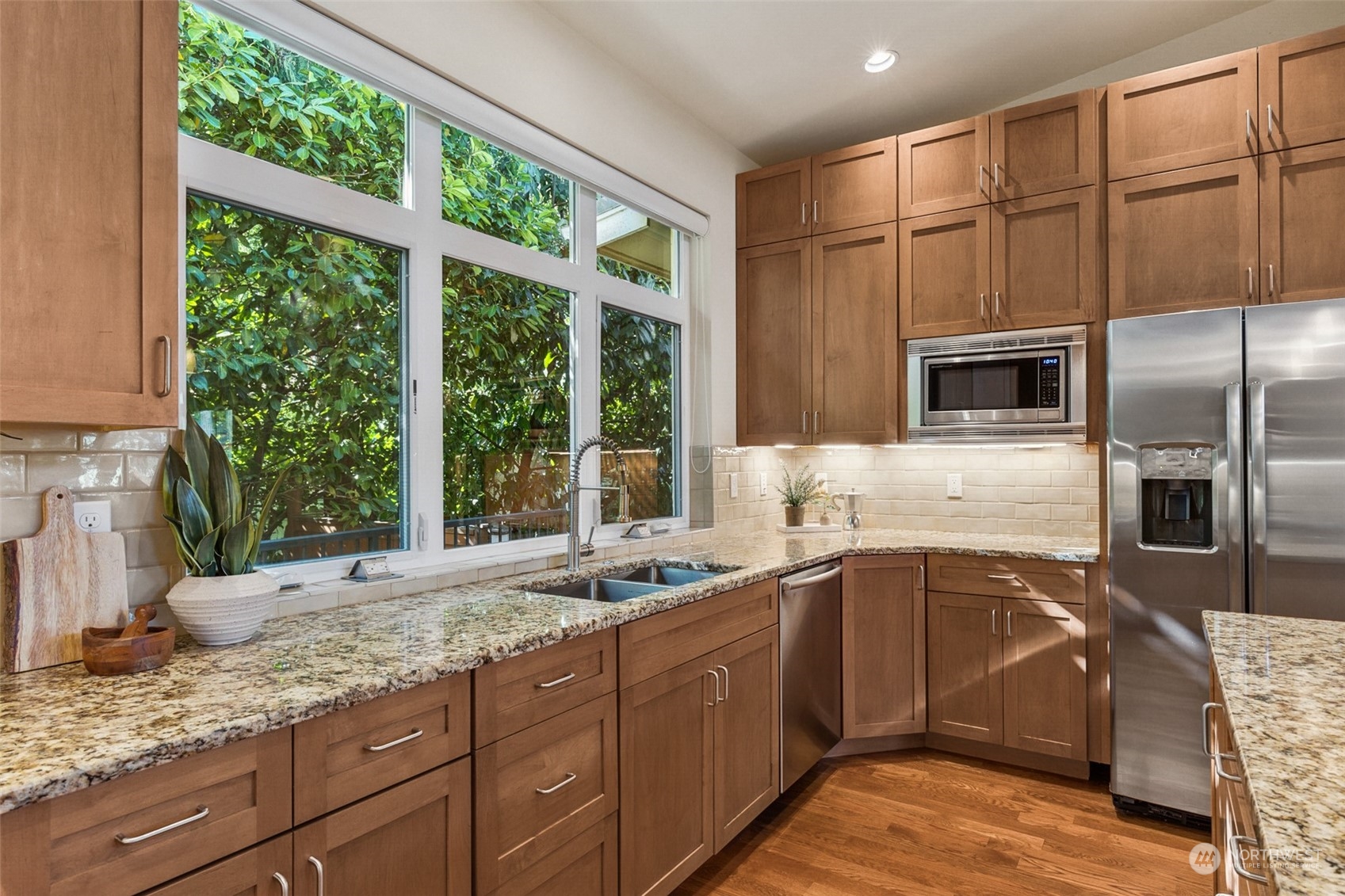 3410 Claremont Avenue S