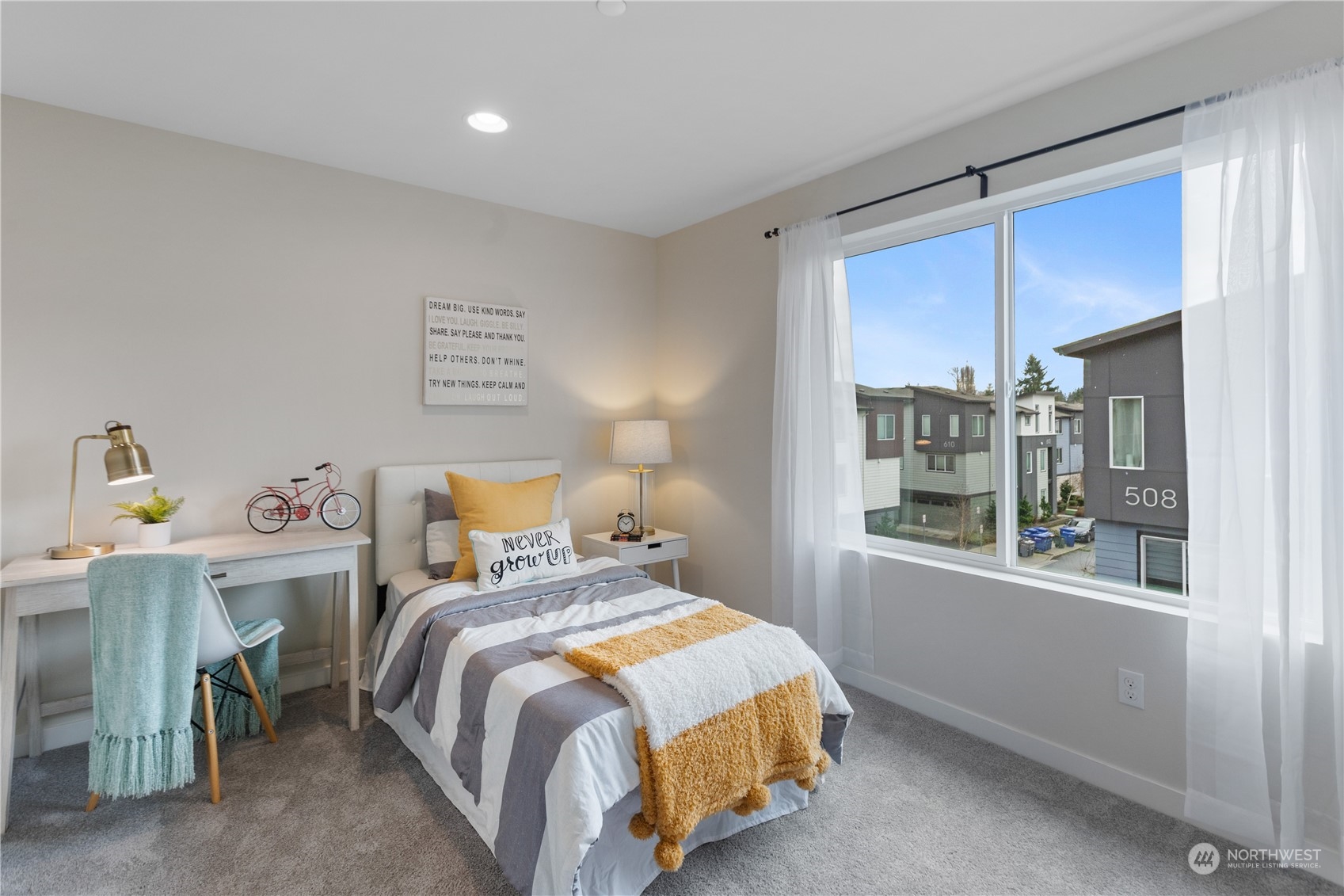 23630 6th Avenue SE Unit: A