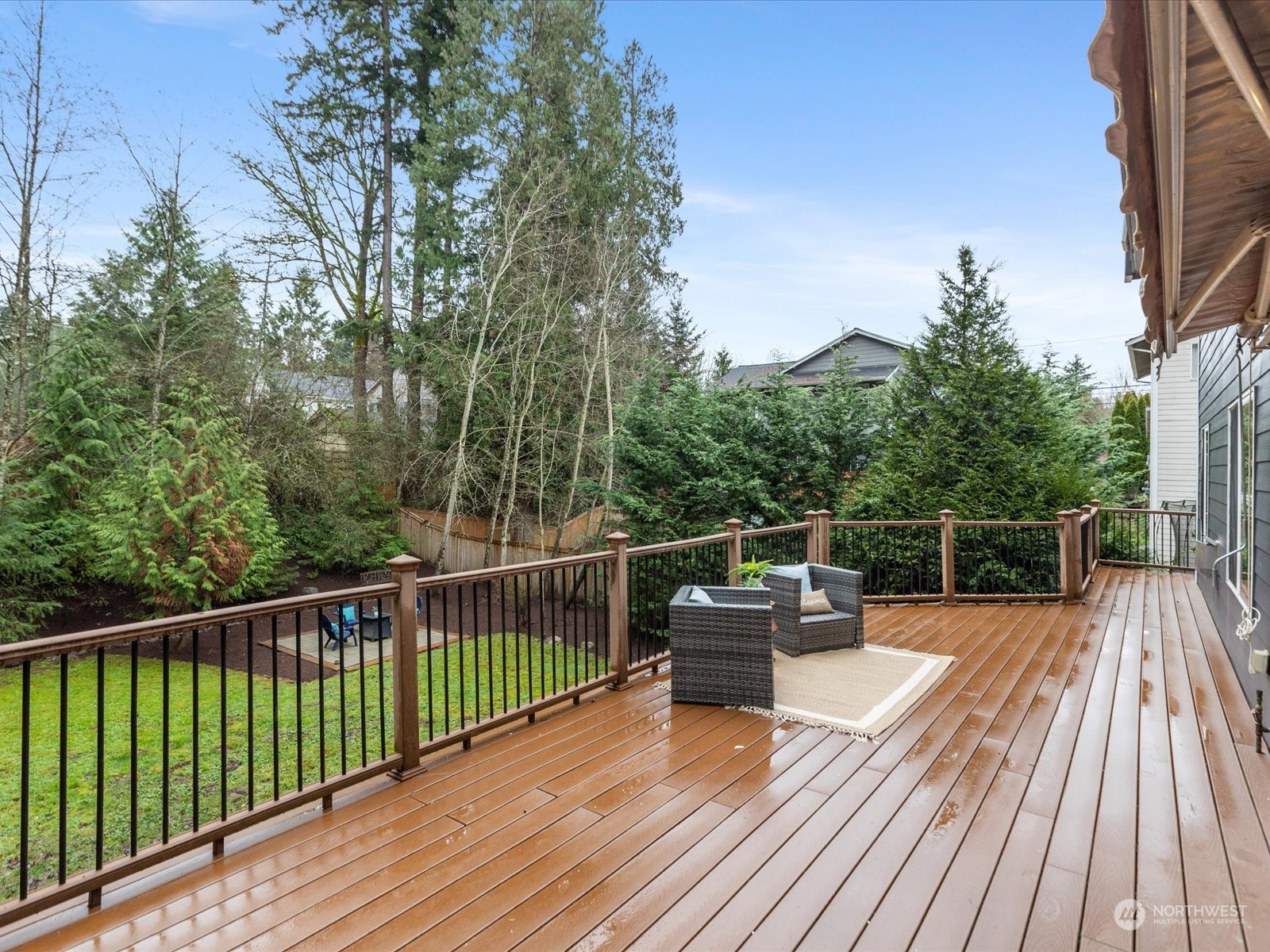 18040 92ND Avenue NE