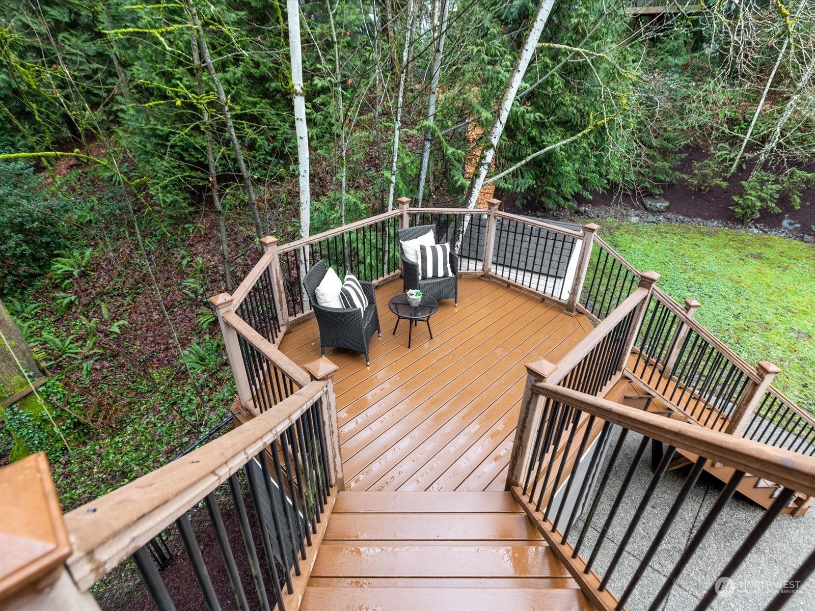 18040 92ND Avenue NE