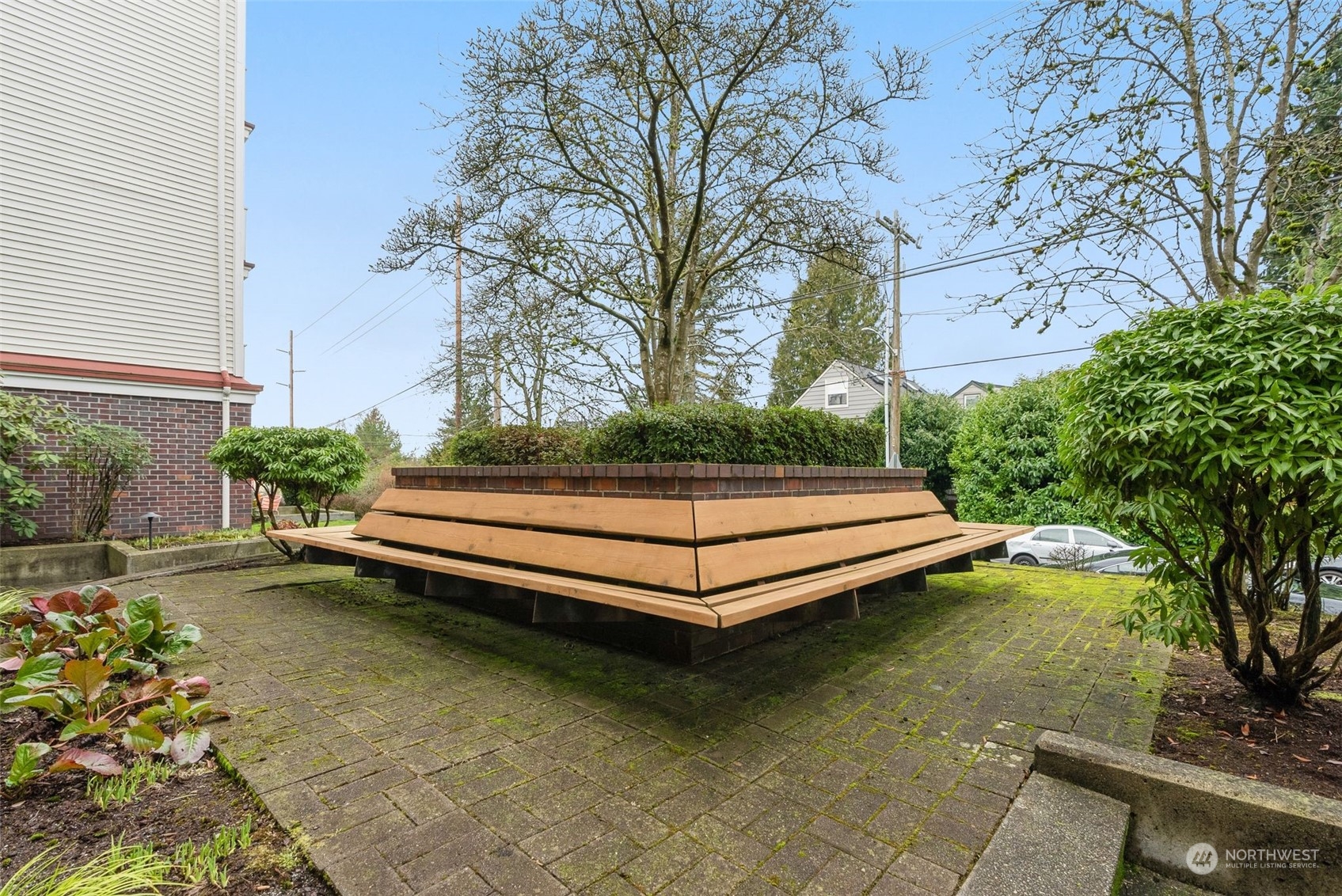 411 N 90th Street Unit: 207