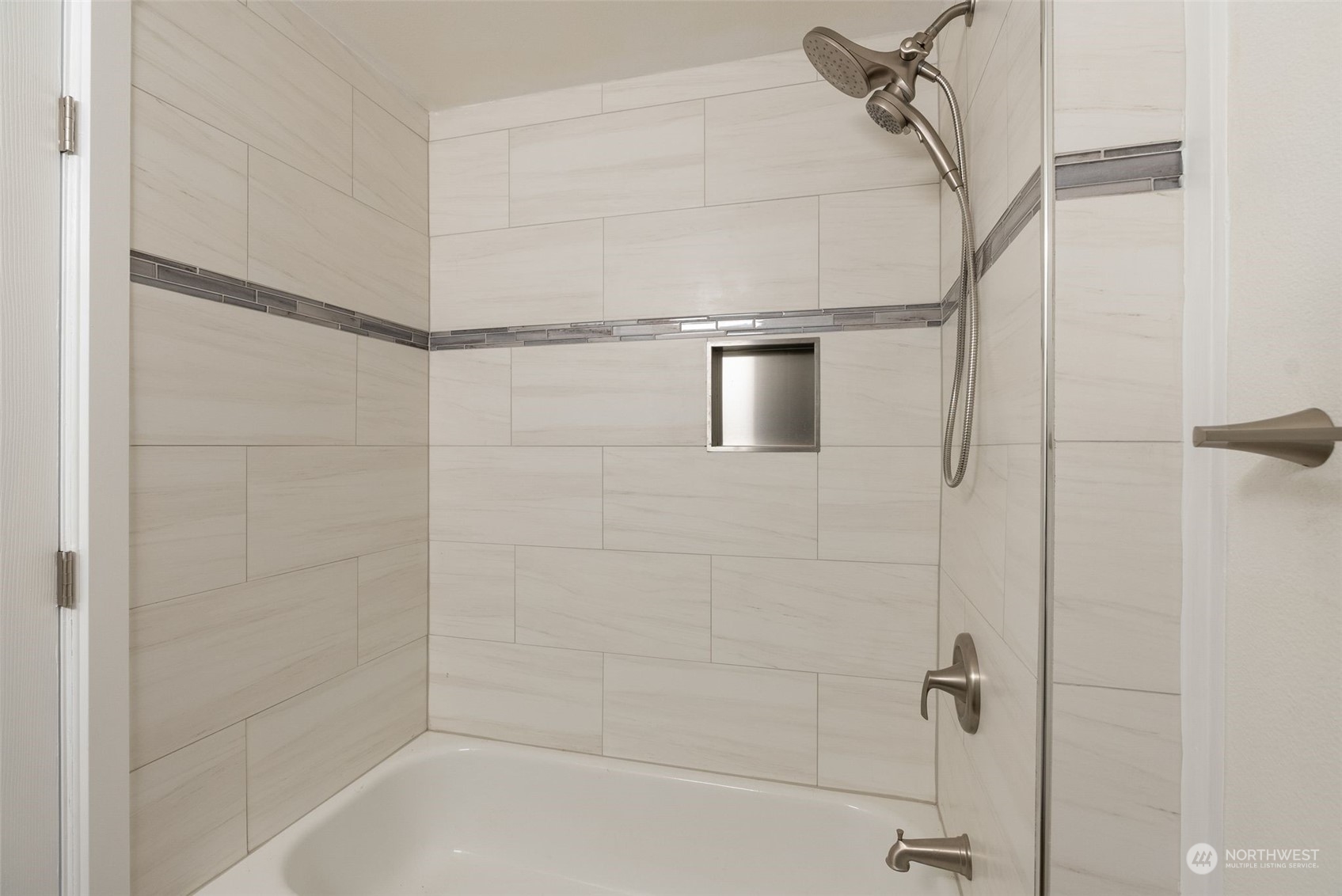 411 N 90th Street Unit: 207