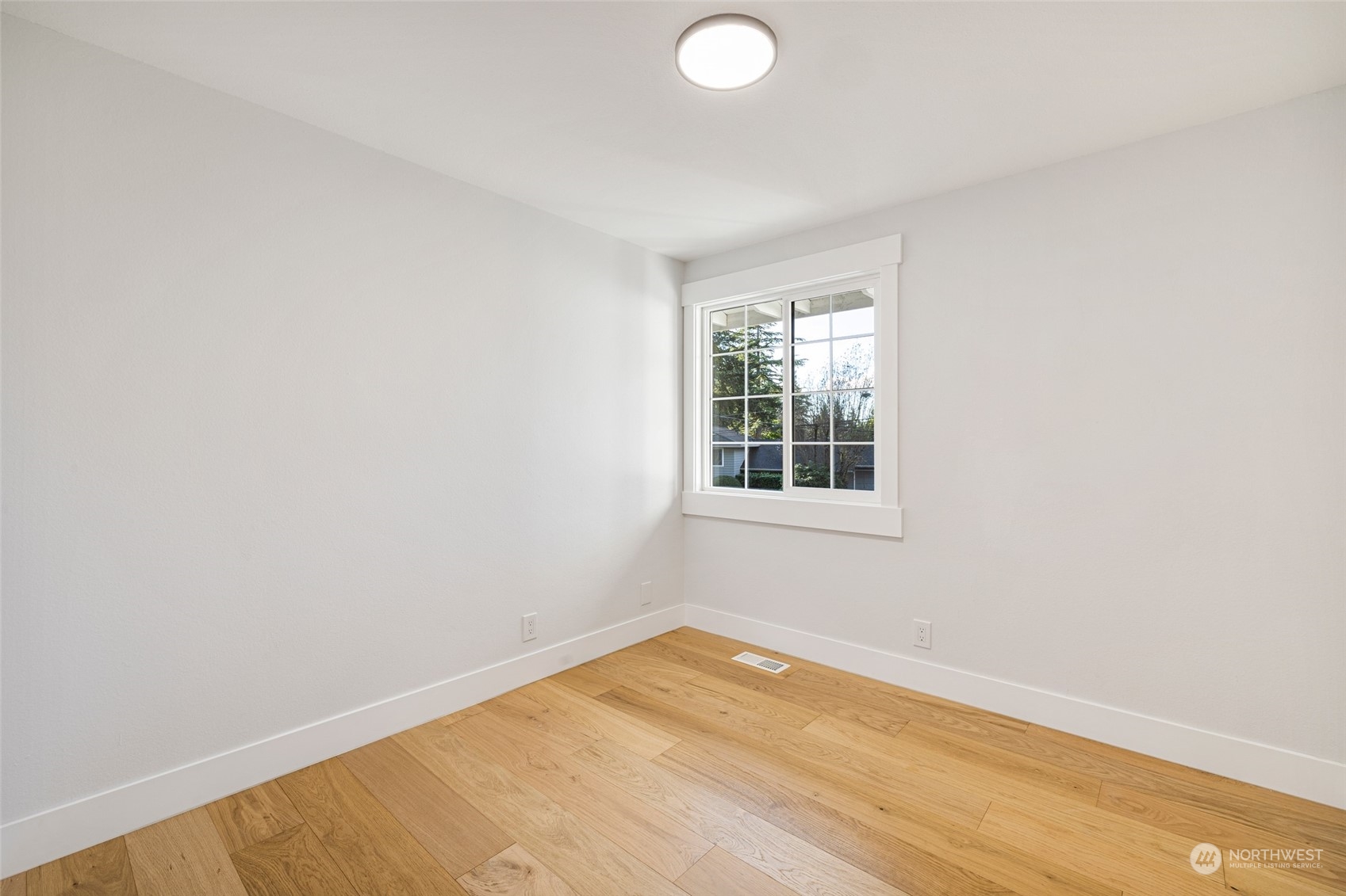 1410 151st Avenue NE