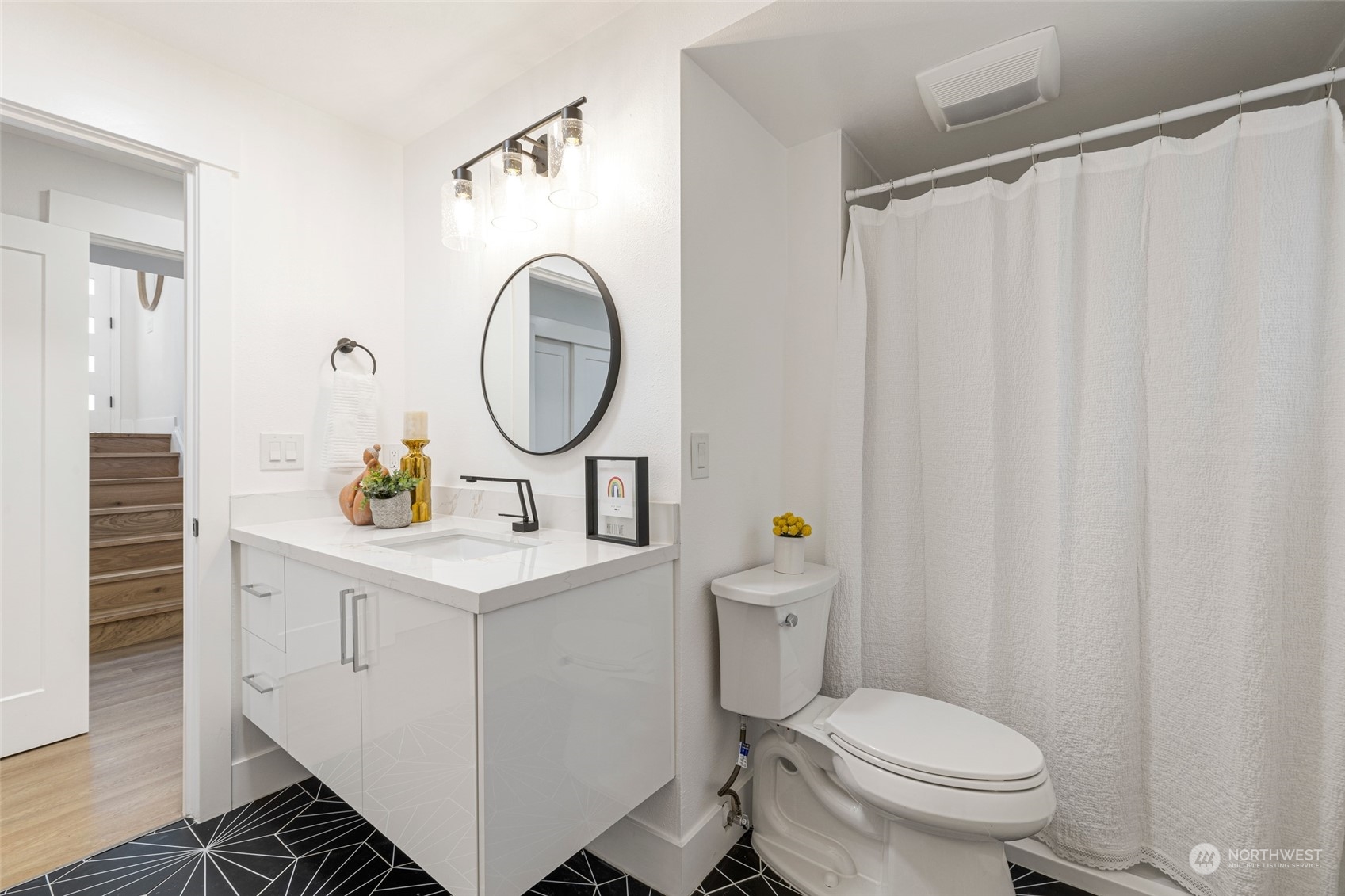 1410 151st Avenue NE