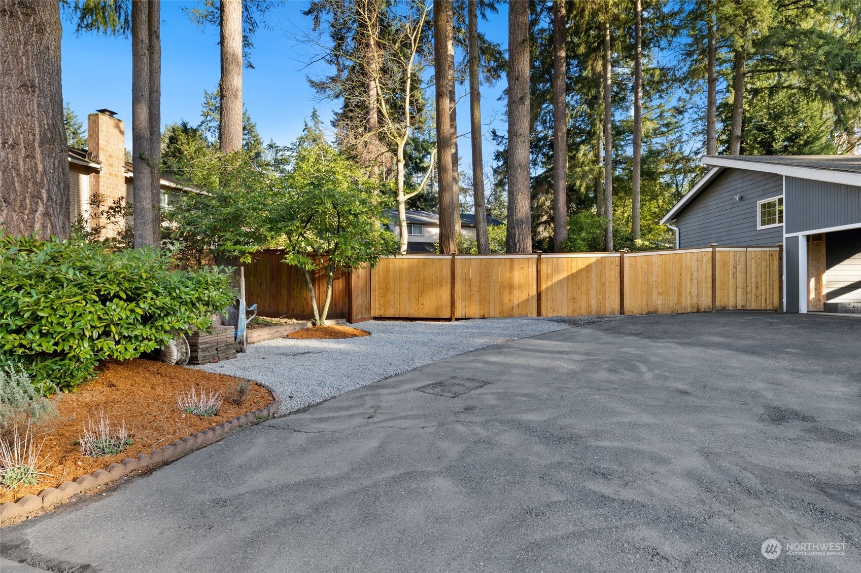 1410 151st Avenue NE