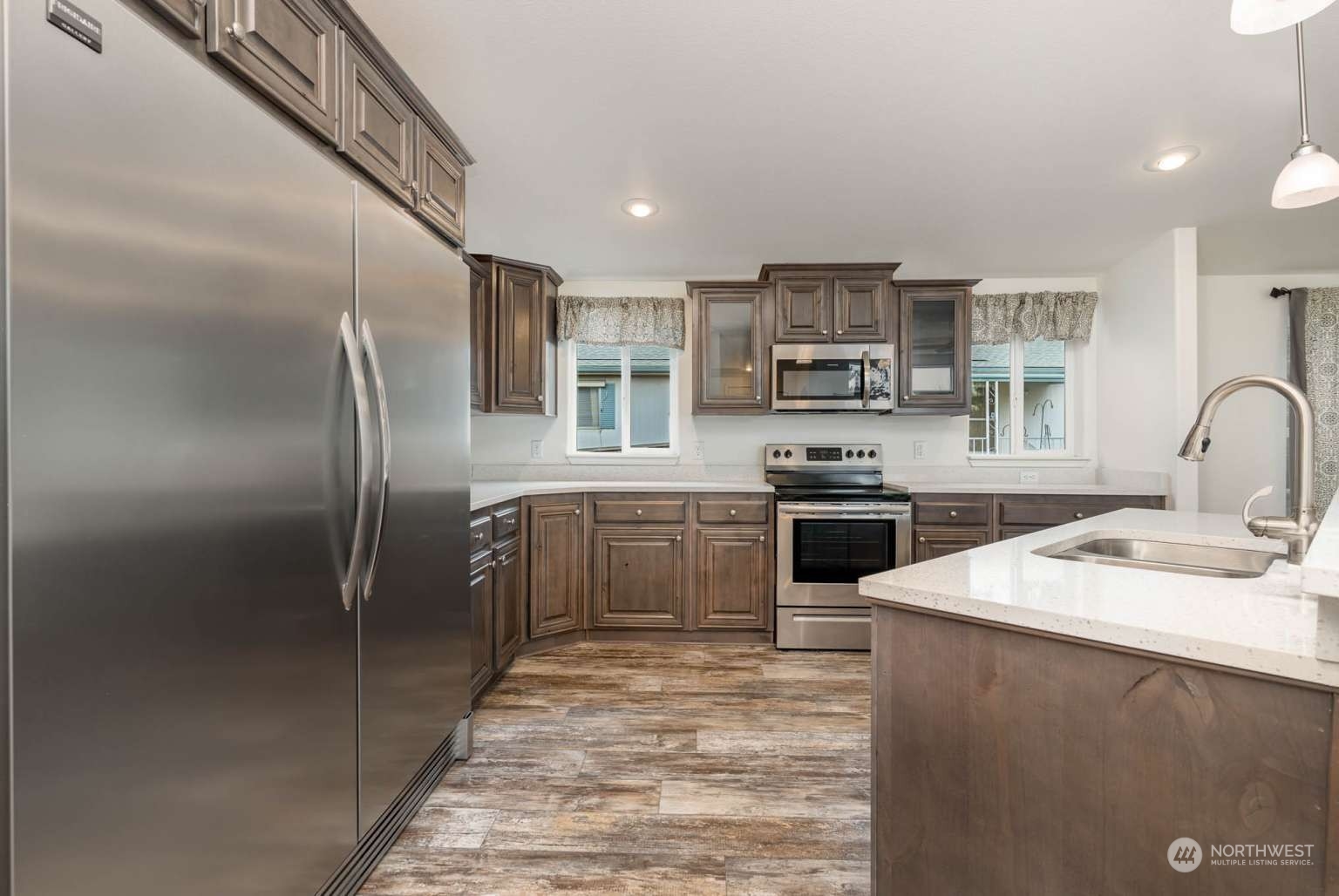 12706 NE Hollyhills Drive