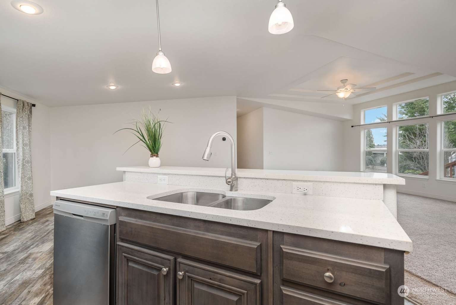 12706 NE Hollyhills Drive