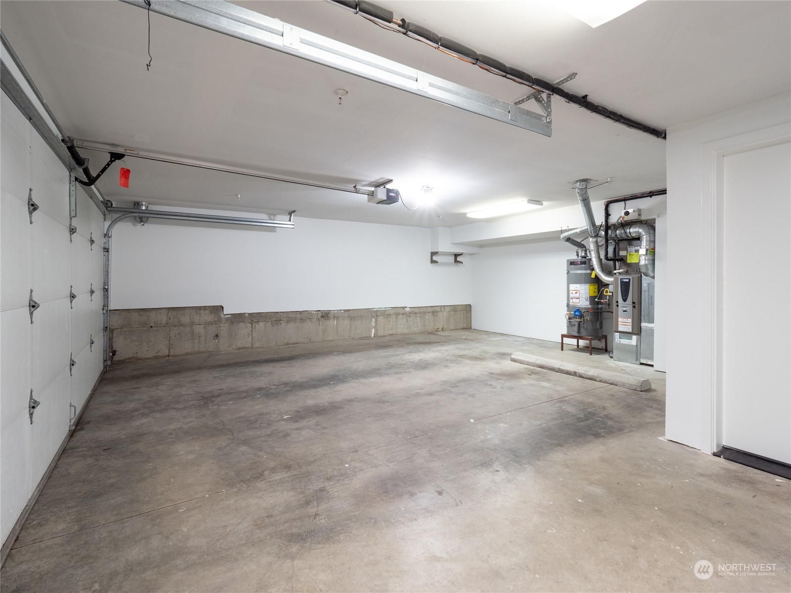 10214 NE 62nd Street Unit: 10214