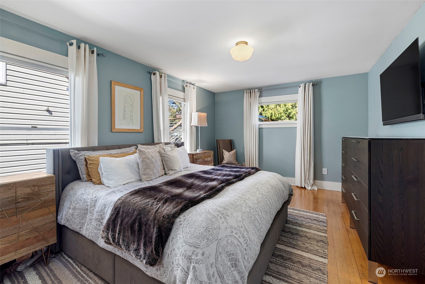 204 NW Bowdoin Place