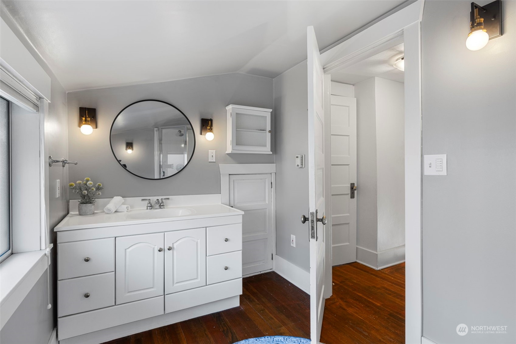 204 NW Bowdoin Place