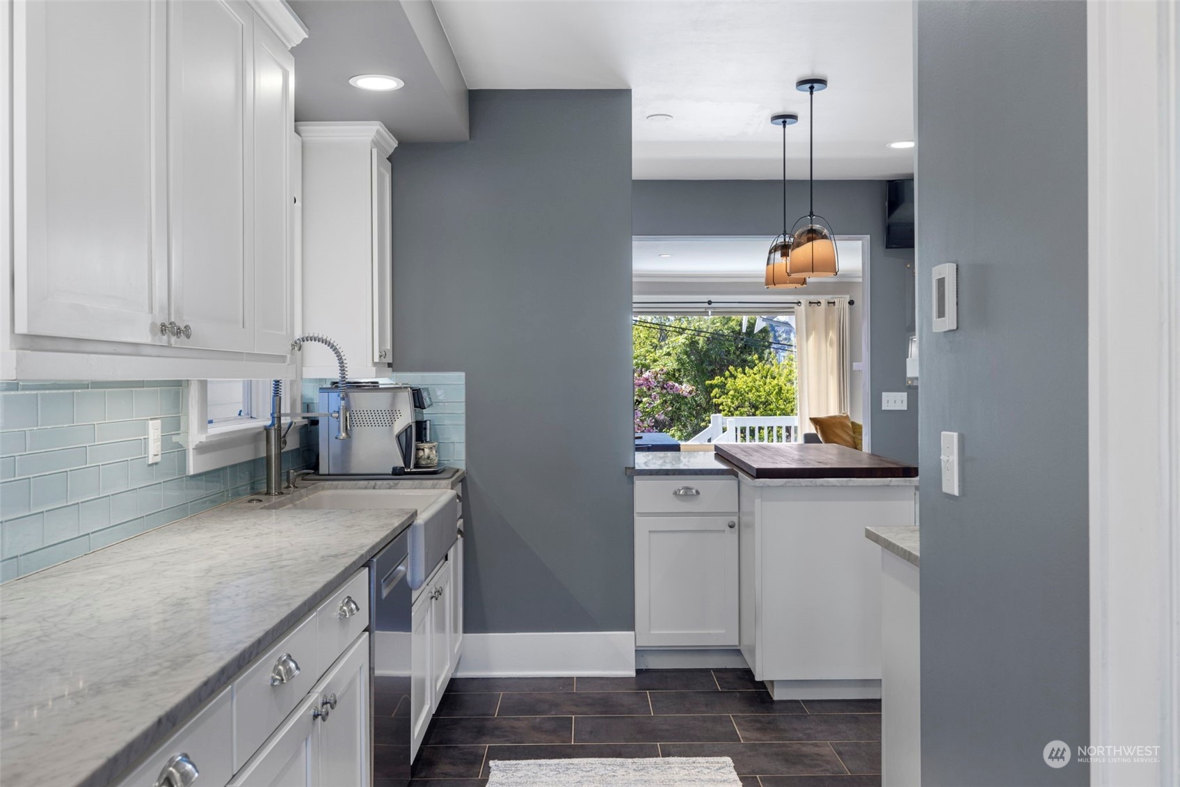 204 NW Bowdoin Place