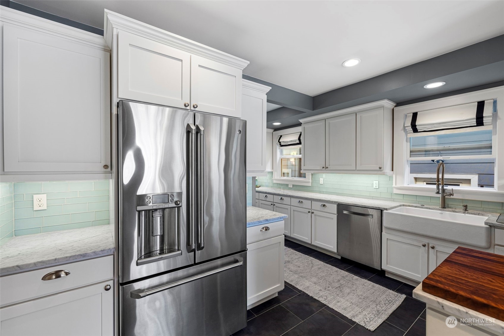 204 NW Bowdoin Place