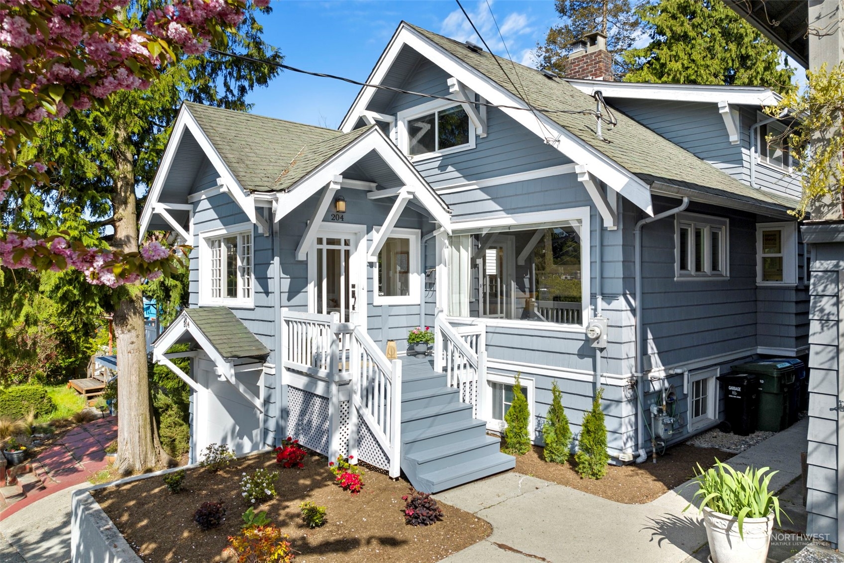 204 NW Bowdoin Place