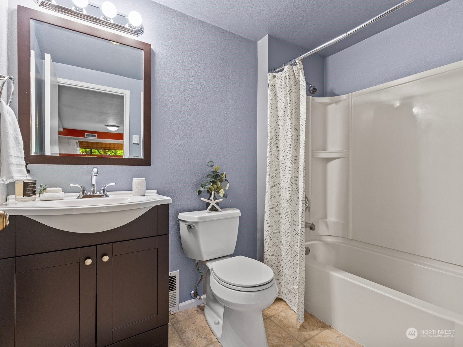 18220 94th Avenue NE