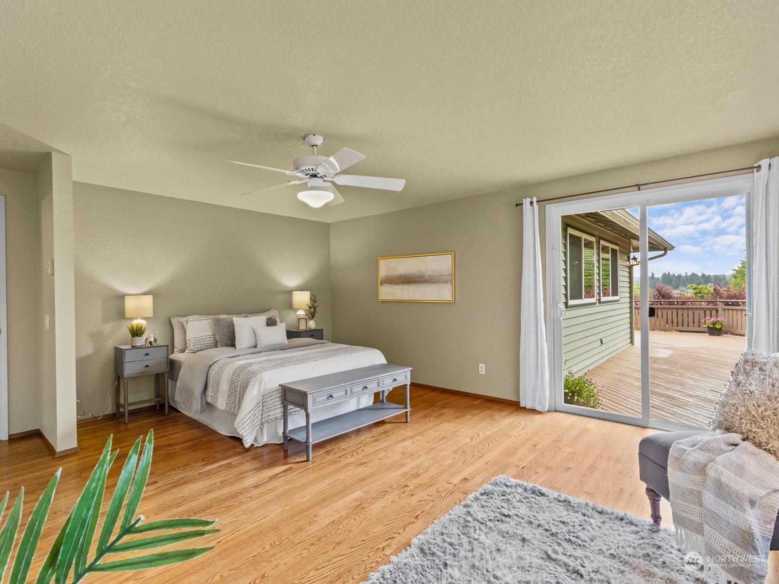 18220 94th Avenue NE