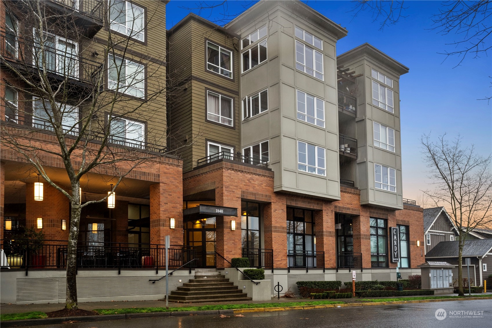 1840 25th Avenue NE #309