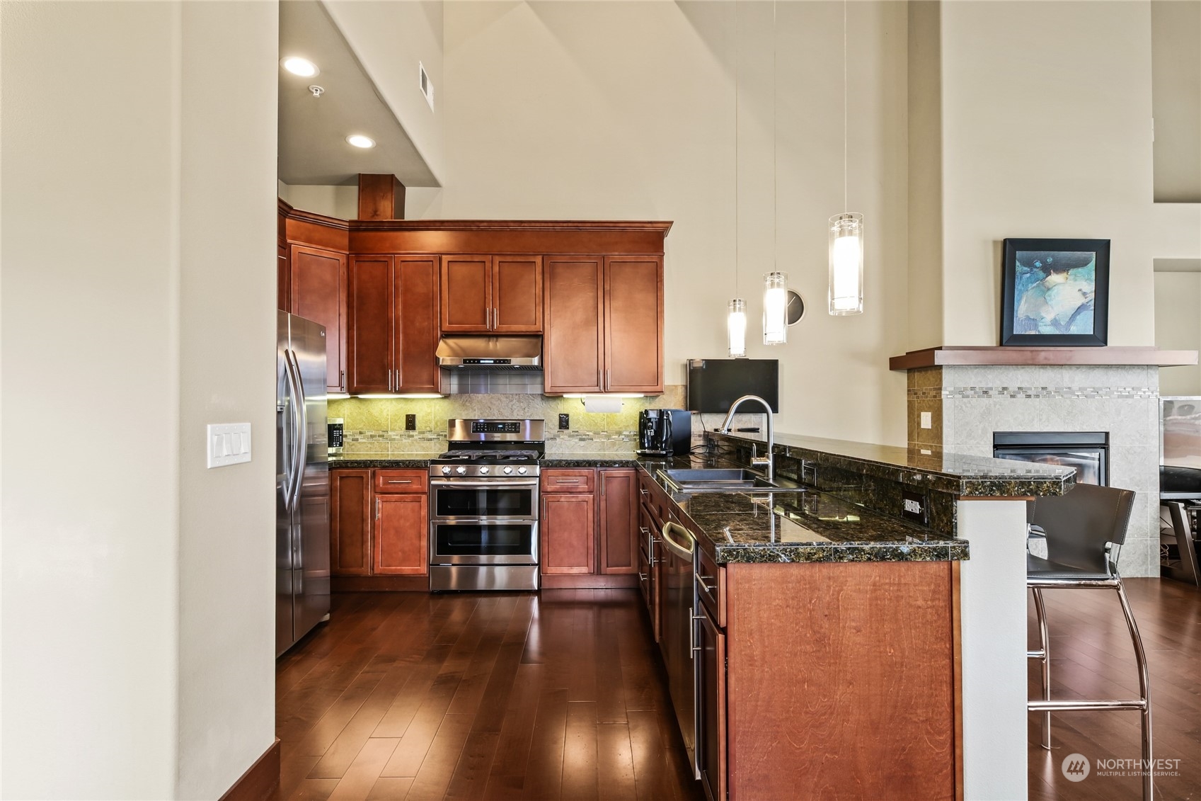 4005 NE 3rd Place Unit: 3E