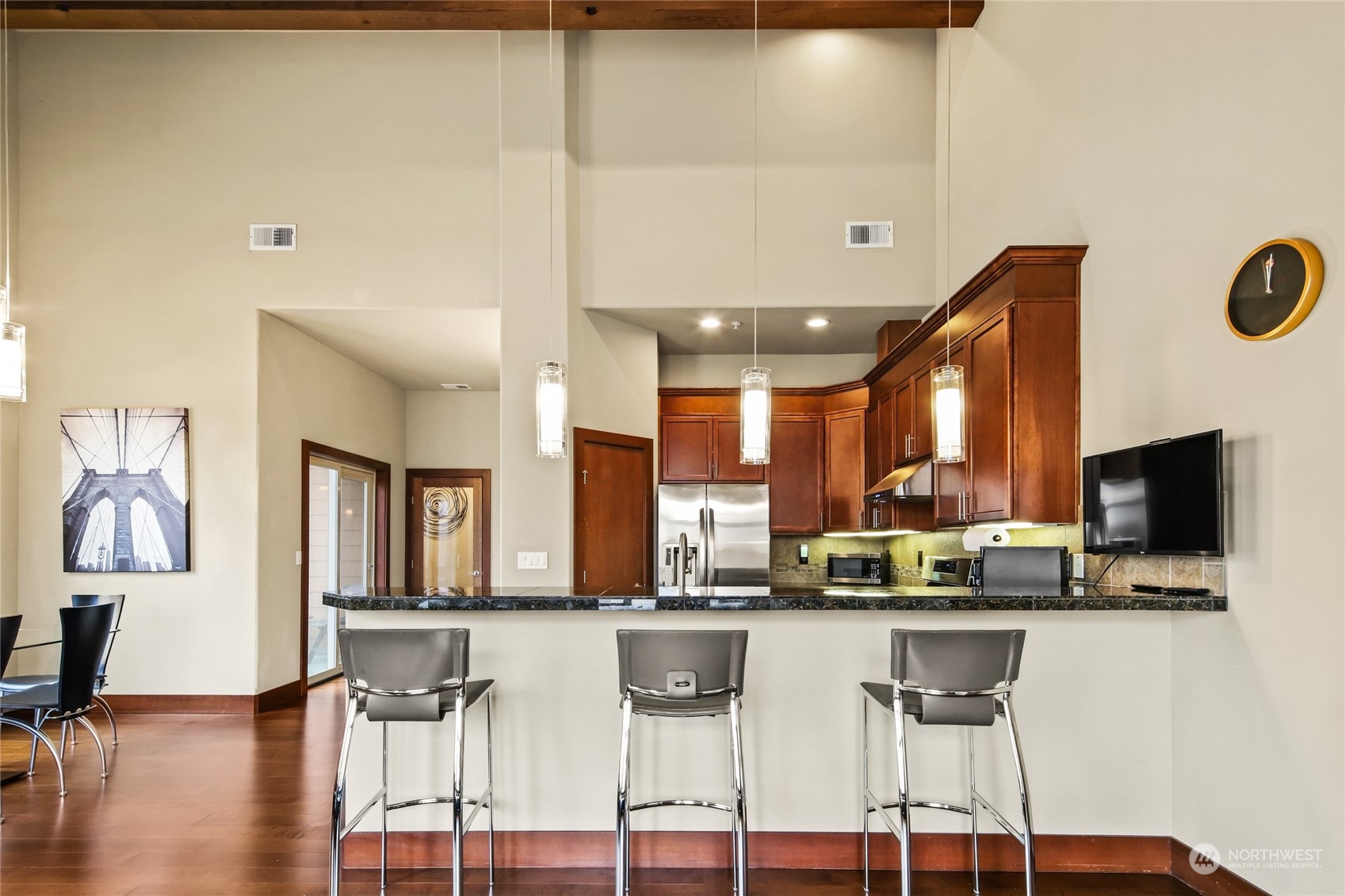 4005 NE 3rd Place Unit: 3E