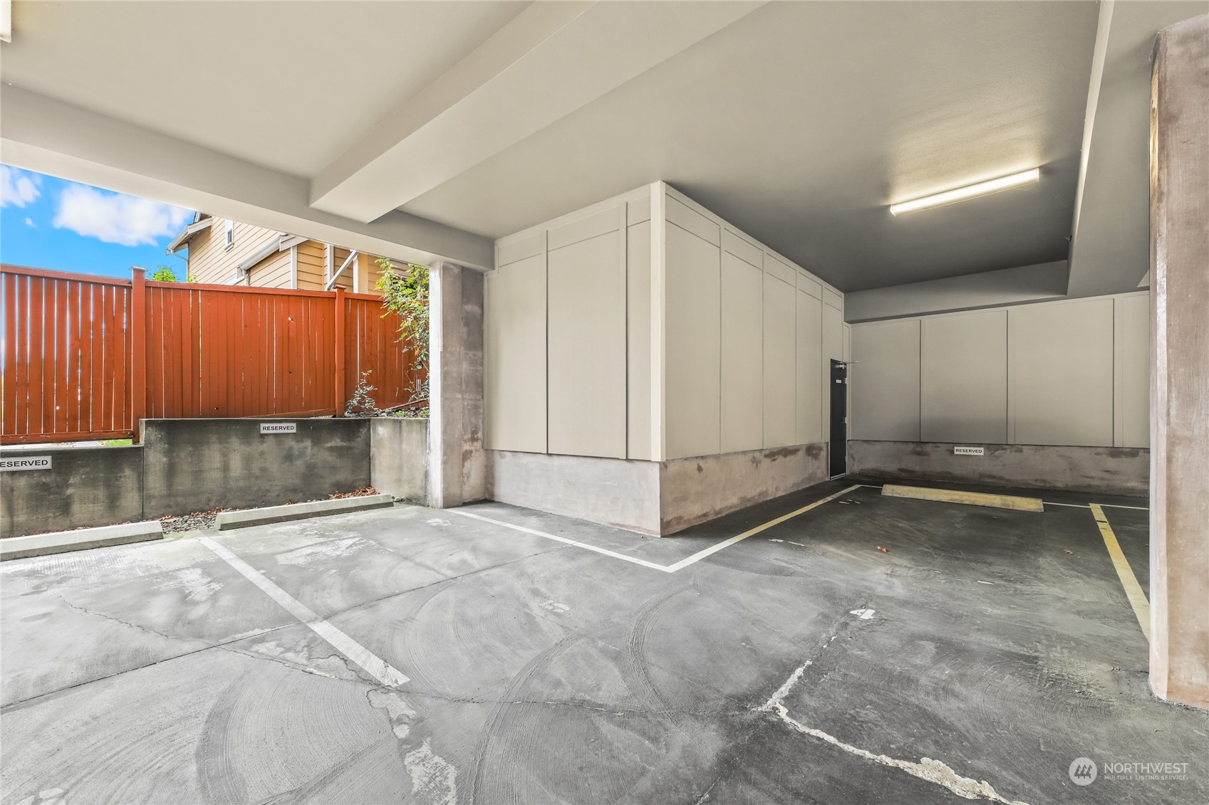 4005 NE 3rd Place Unit: 3E