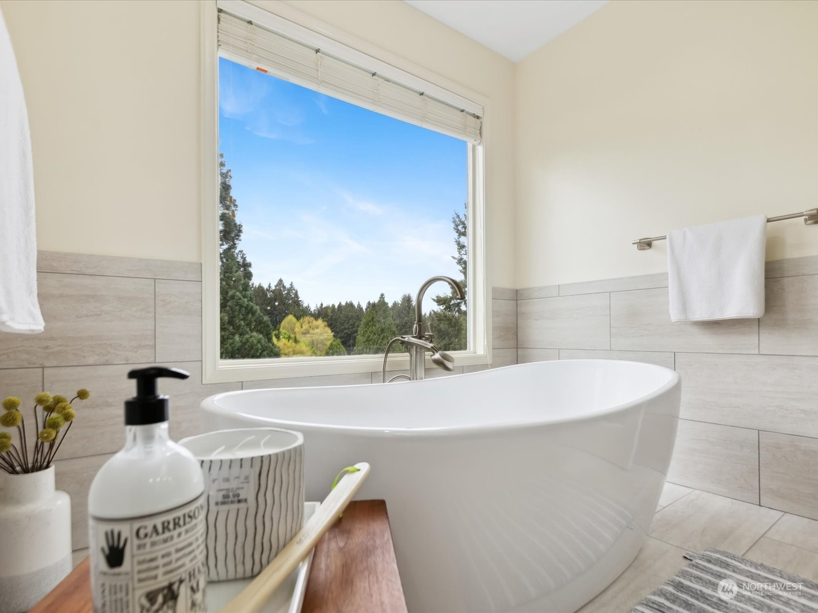 14823 164th Place NE