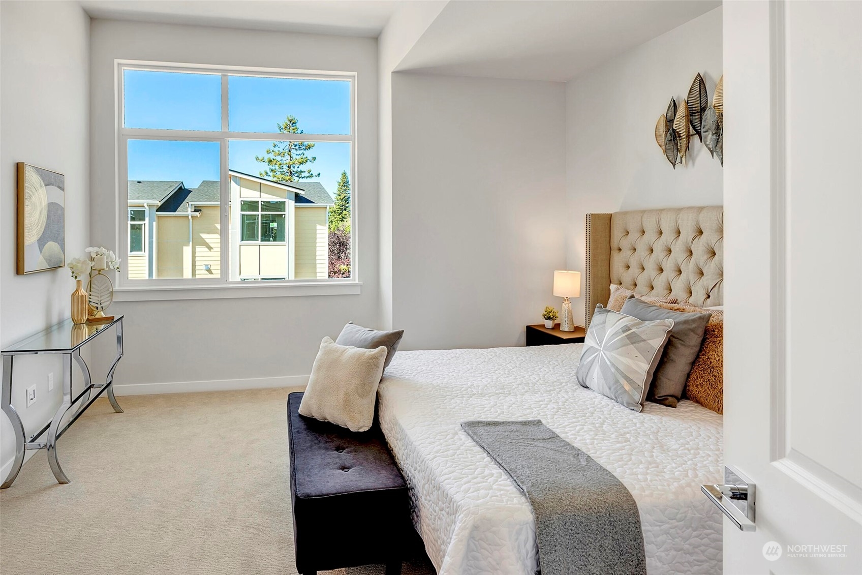 18717 68th Avenue NE Unit: 104