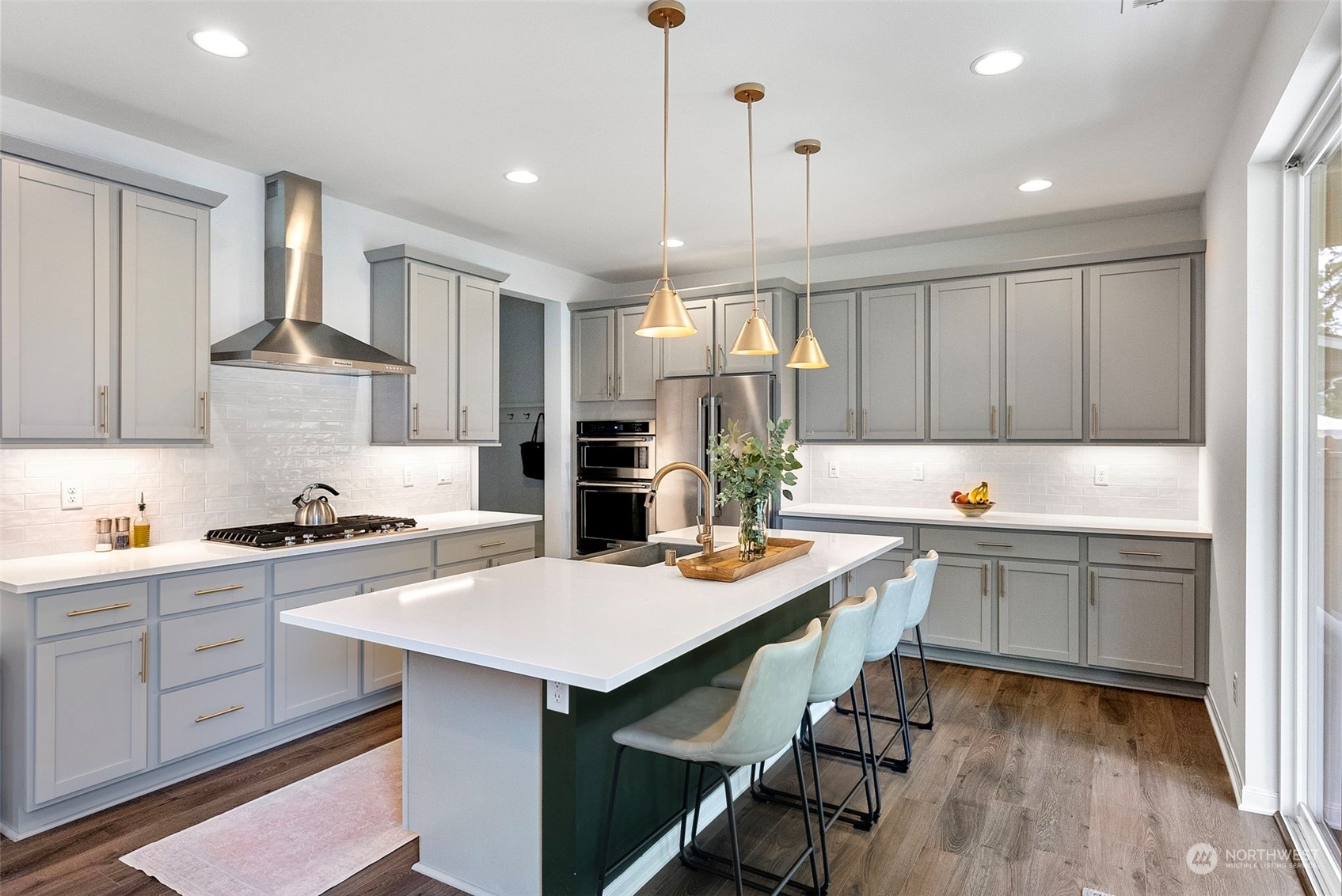 2444 NE Athlon Court