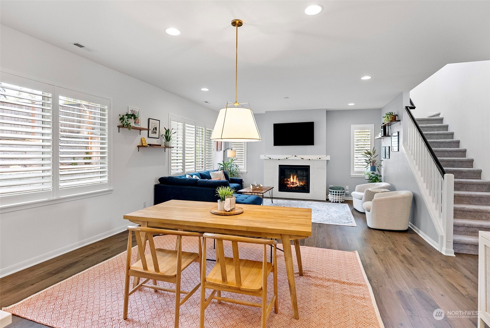 2444 NE Athlon Court