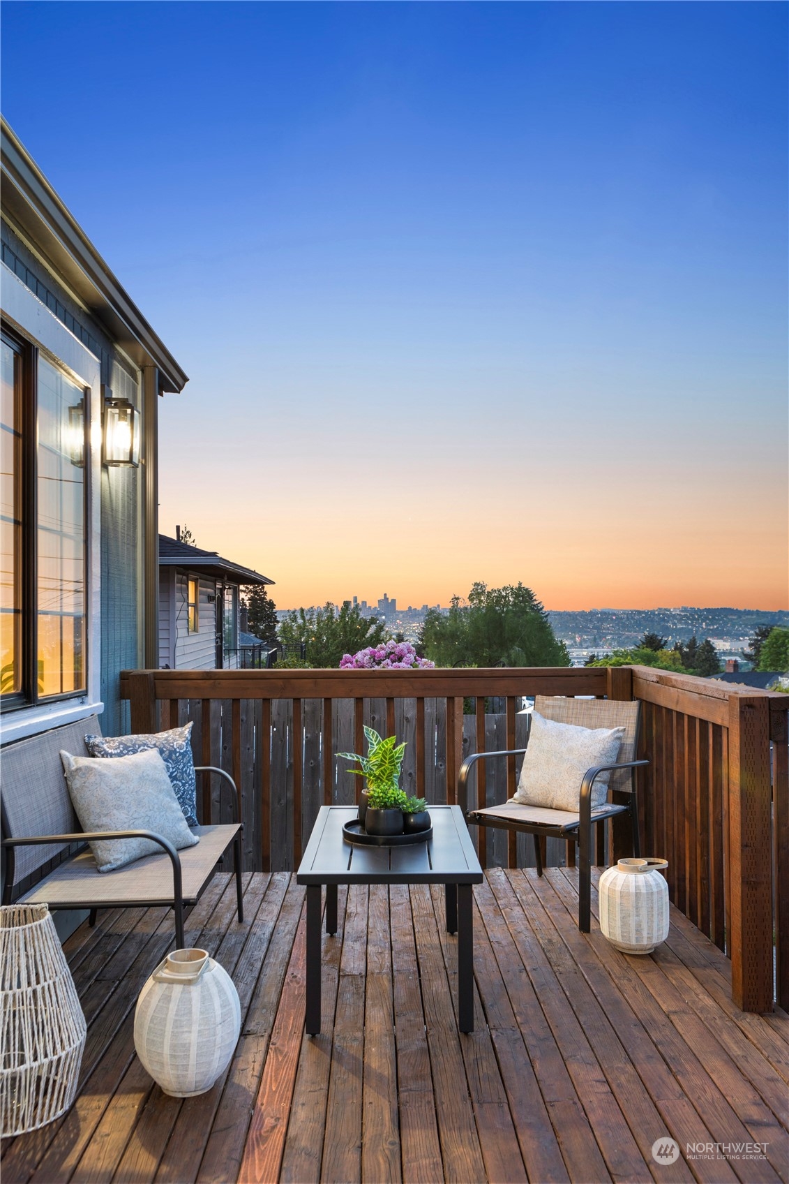 10213 Occidental Avenue S