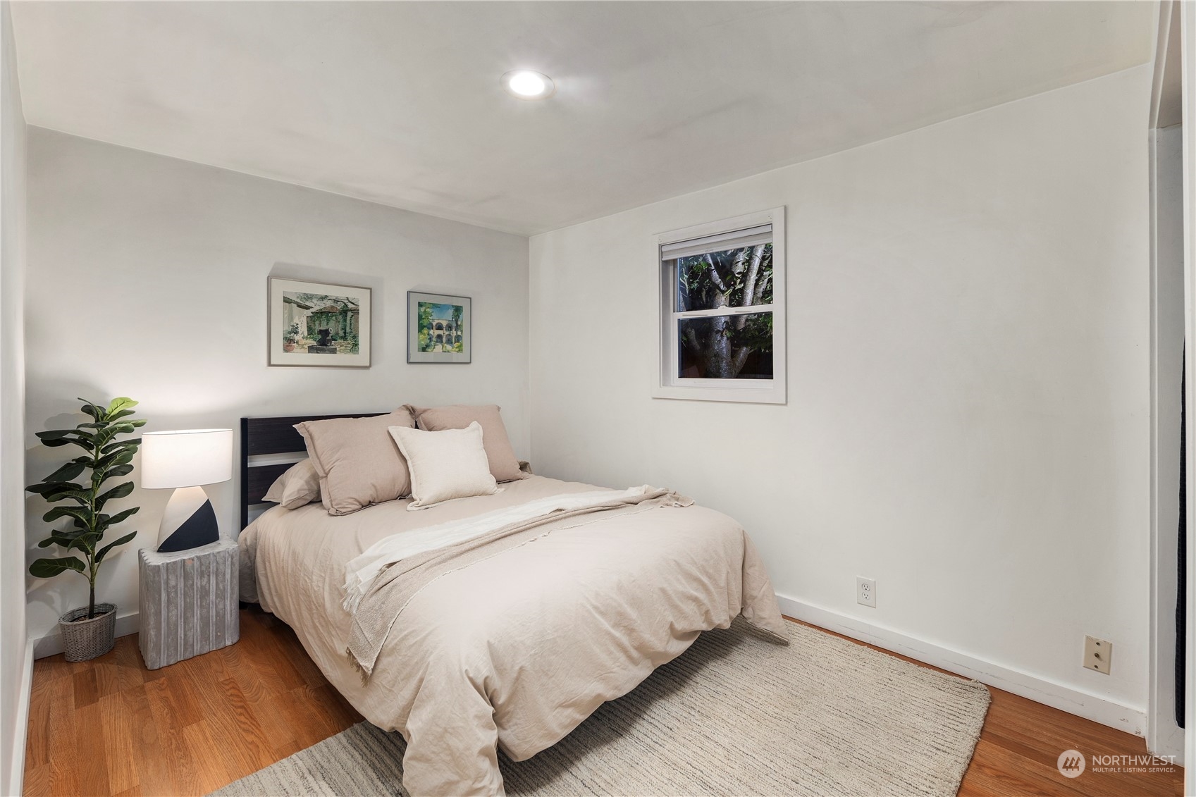 10213 Occidental Avenue S