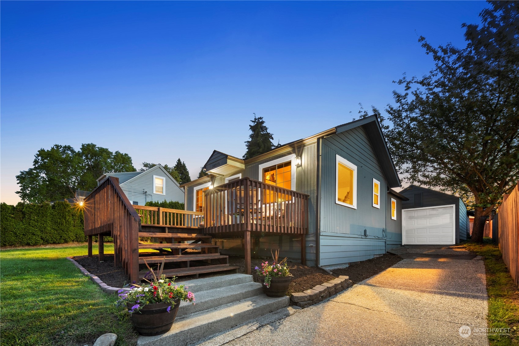 10213 Occidental Avenue S