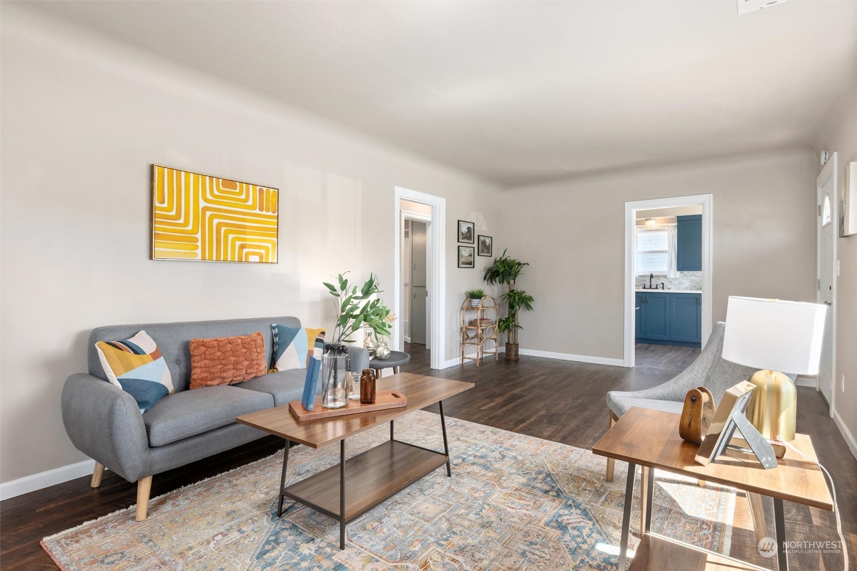 1009 E Orange Avenue