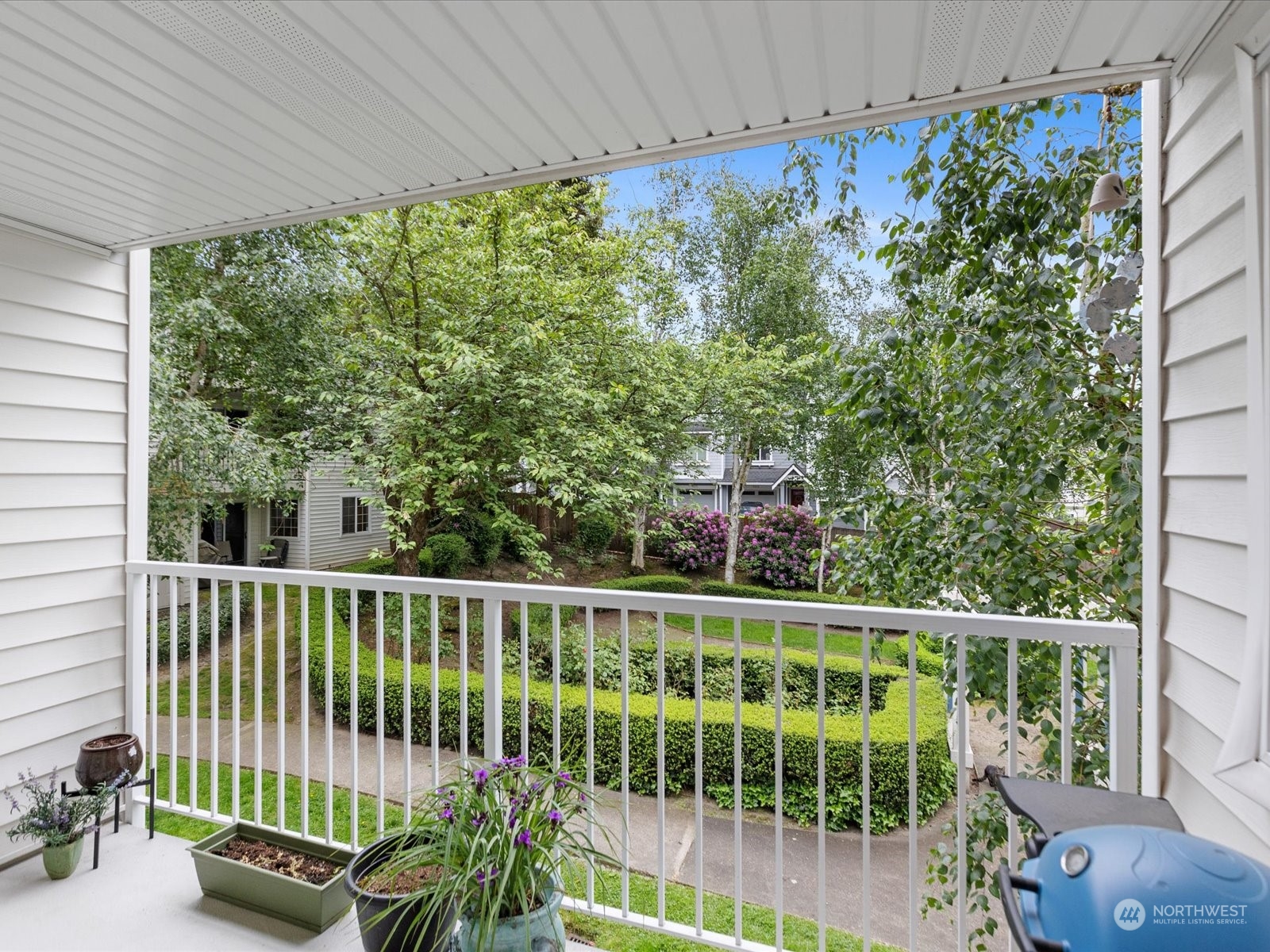 949 Aberdeen Avenue NE Unit: B-204