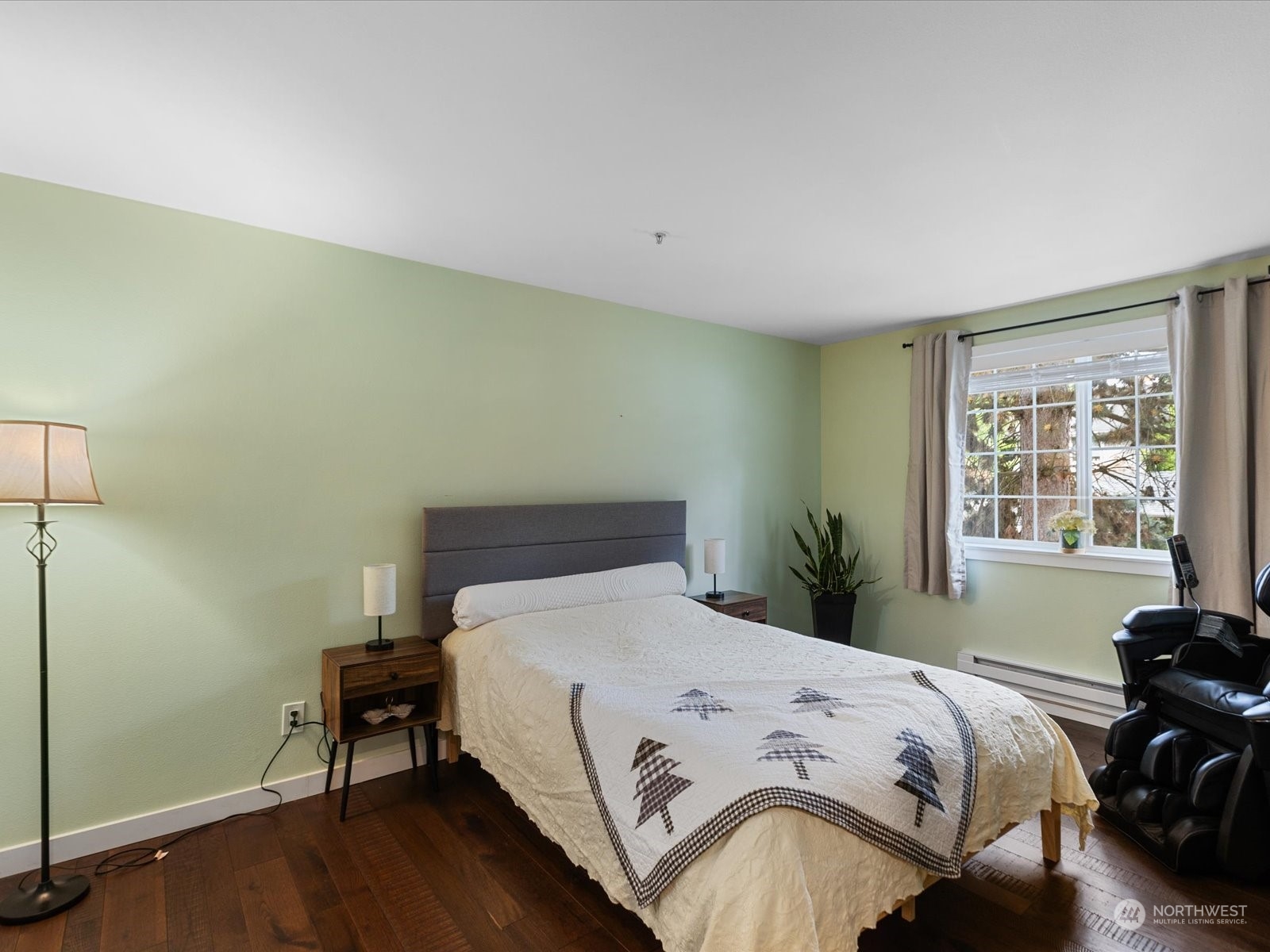 949 Aberdeen Avenue NE Unit: B-204