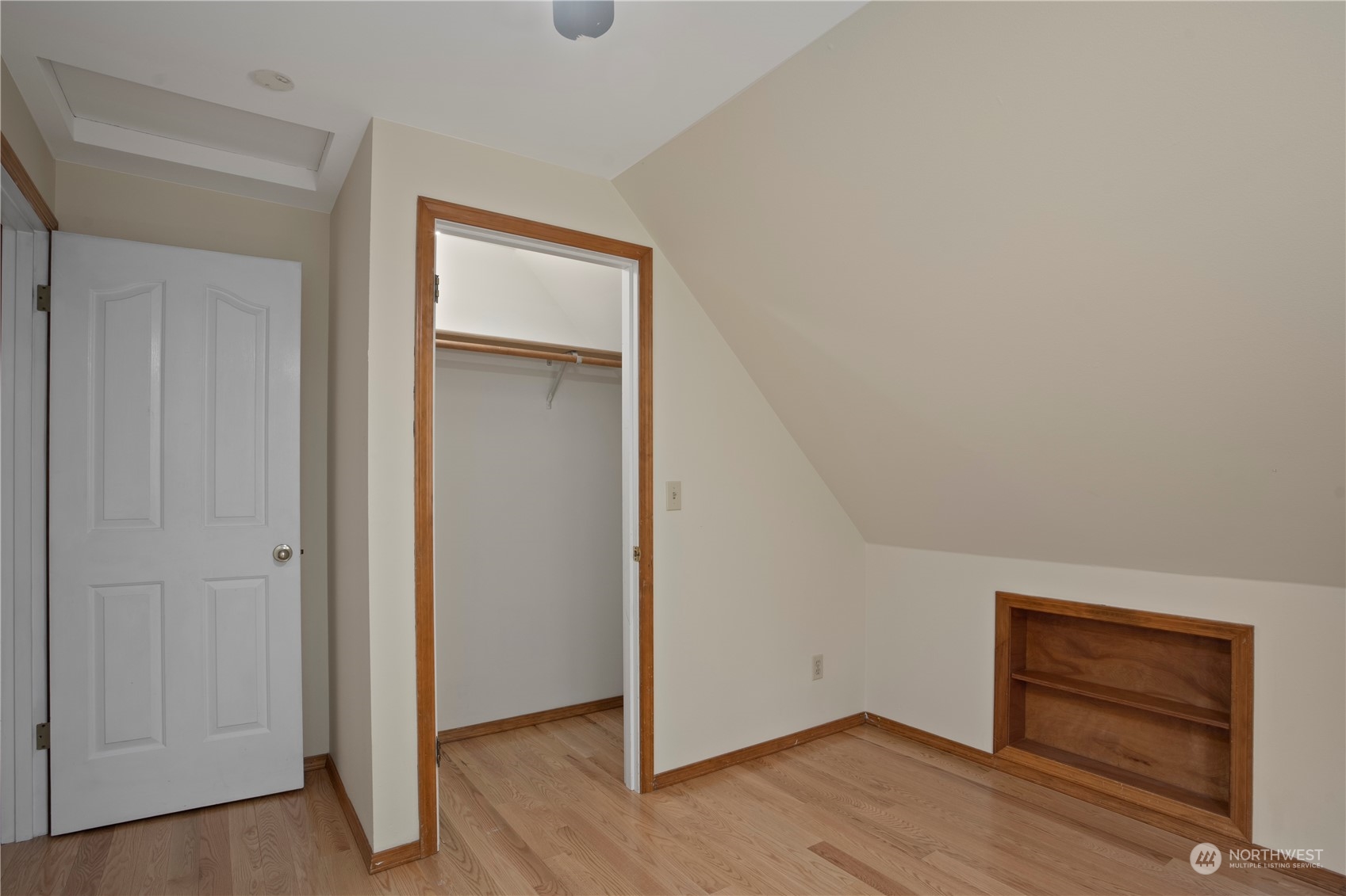 19126 32nd Avenue NW