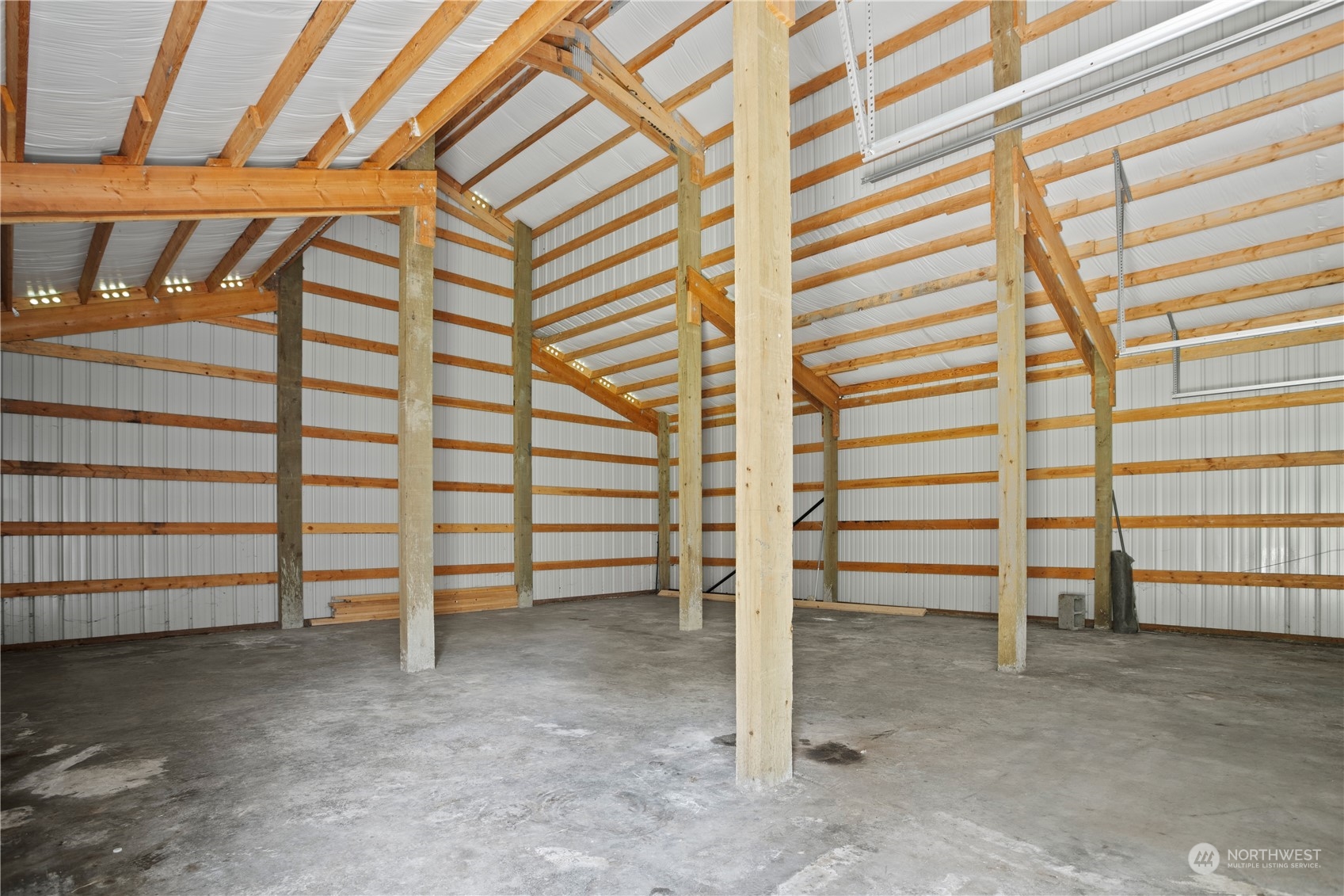 19126 32nd Avenue NW