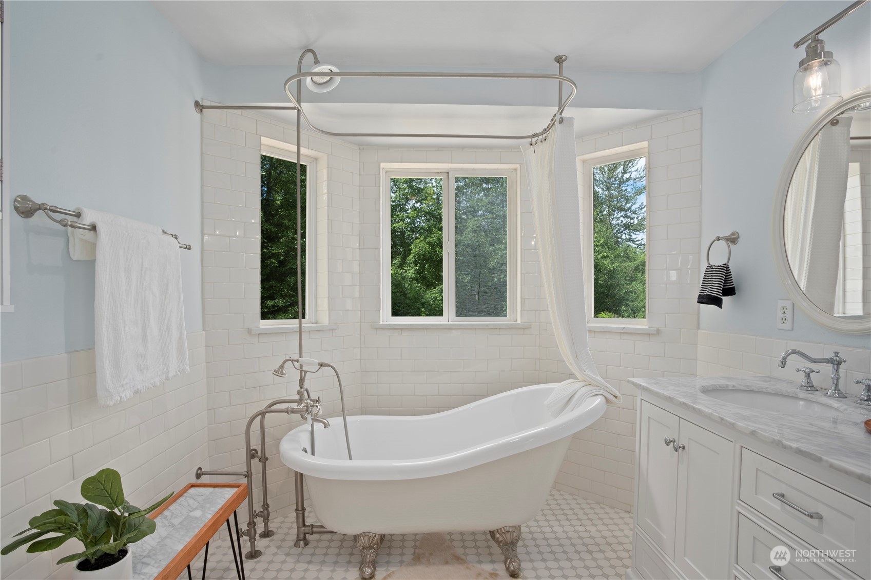 19126 32nd Avenue NW