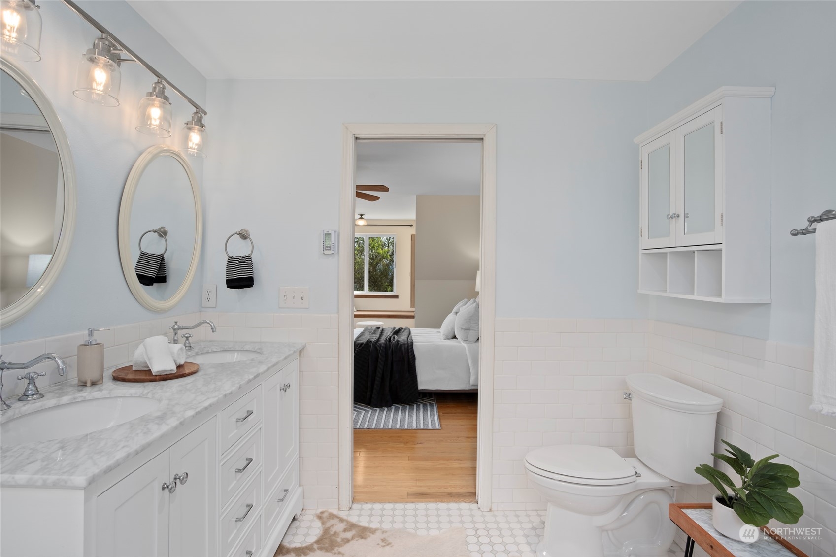 19126 32nd Avenue NW