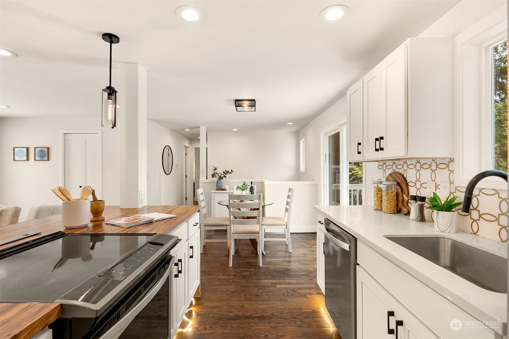 4011 140th Avenue SE