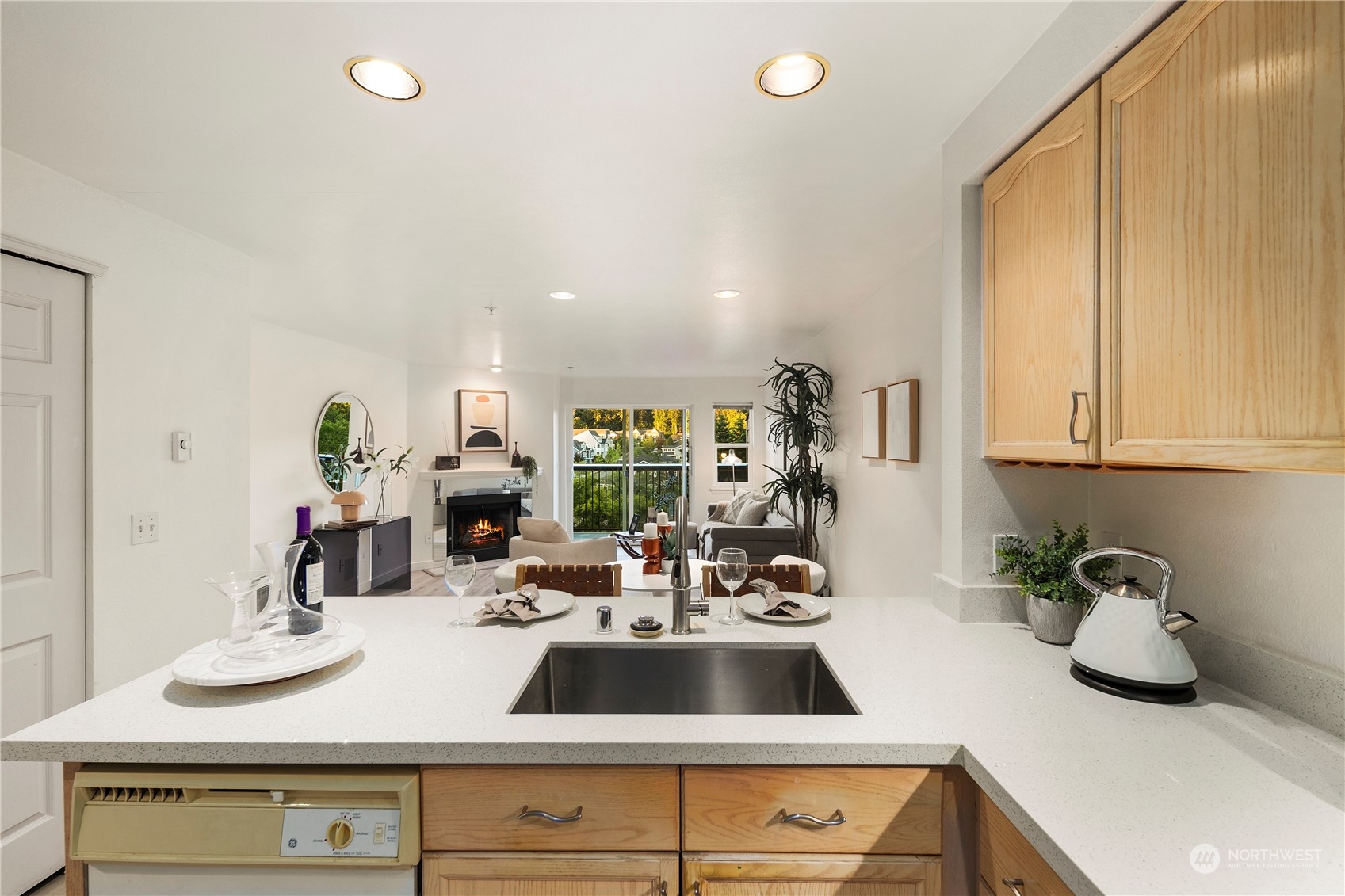 15711 Waynita Way NE #H303