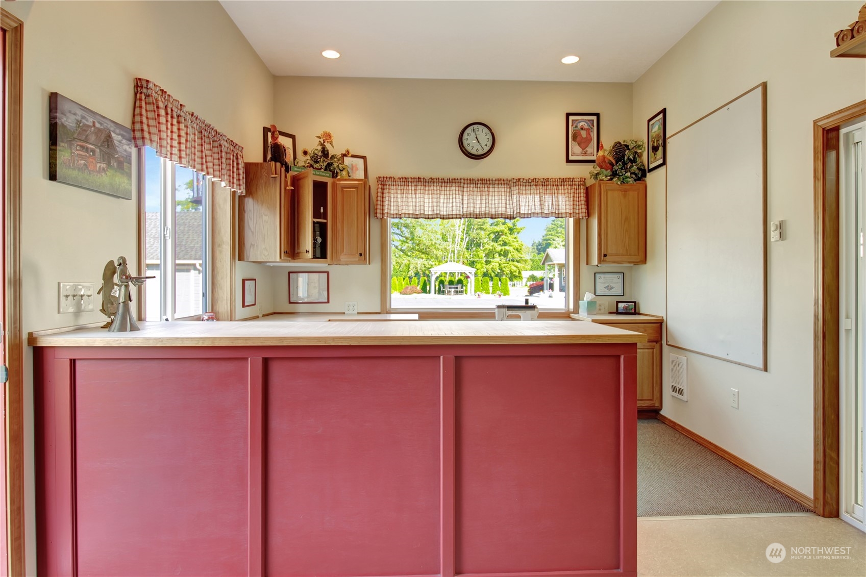 19820 15th Avenue NE