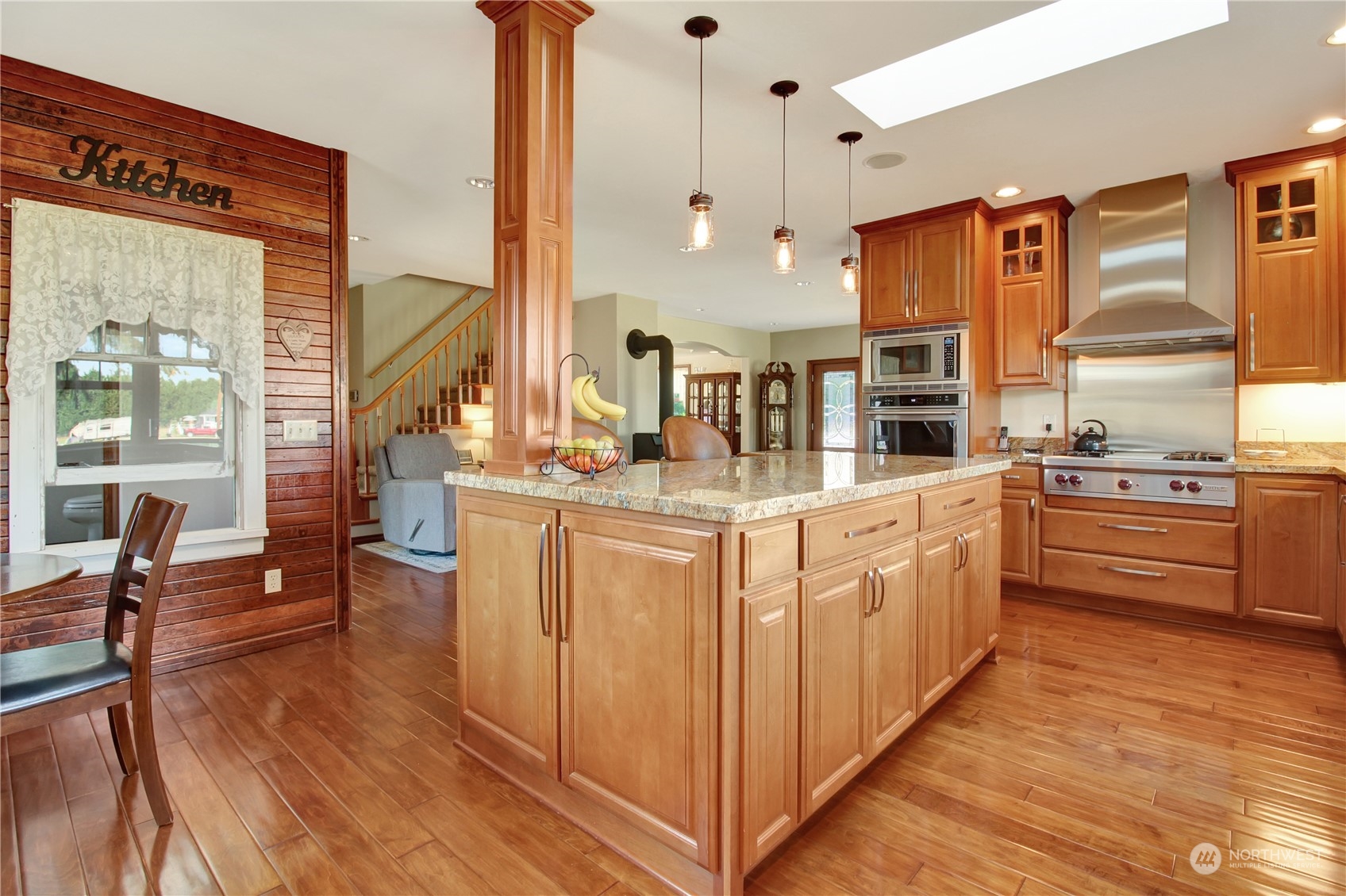 19820 15th Avenue NE