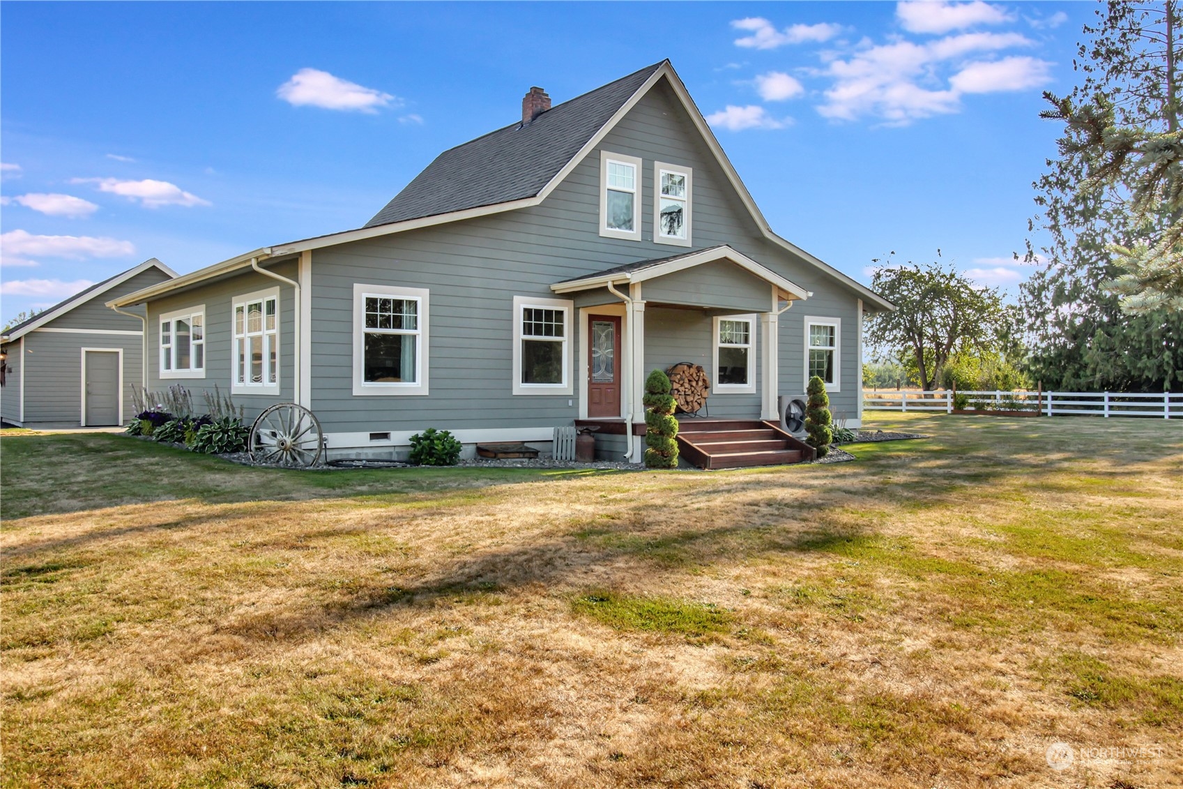 19820 15th Avenue NE