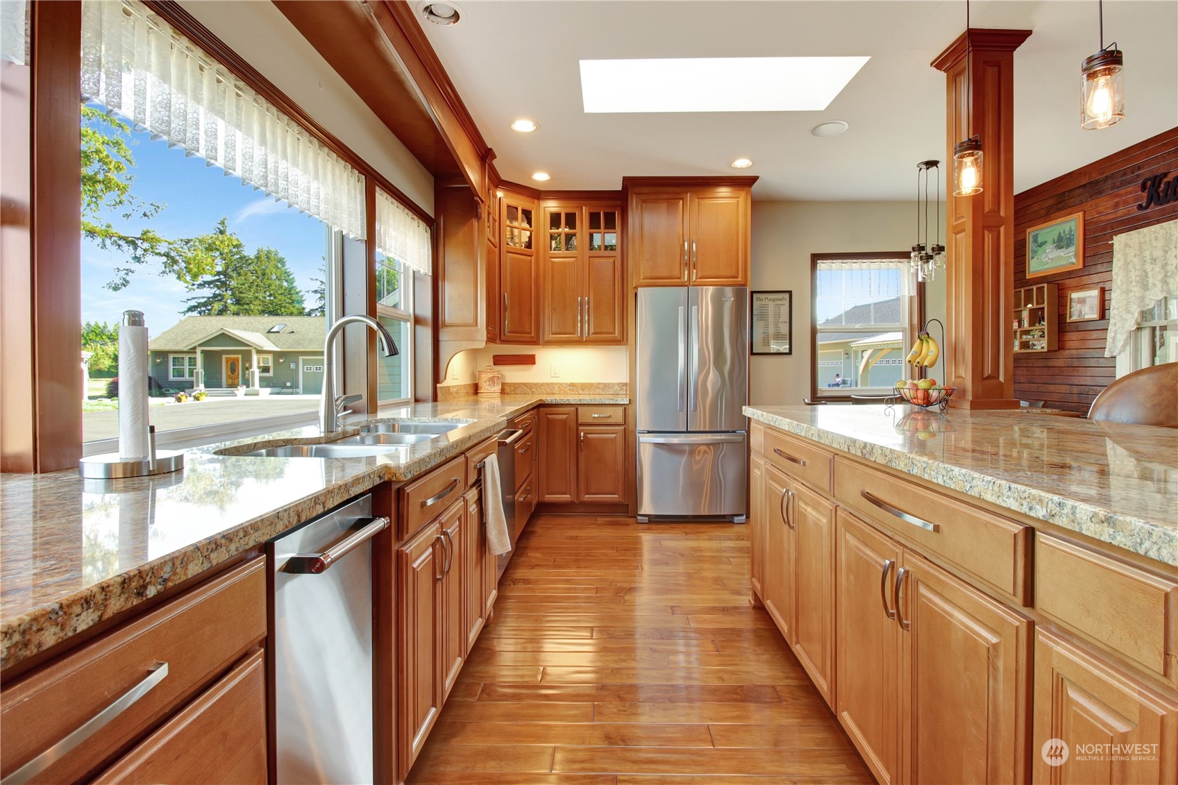 19820 15th Avenue NE