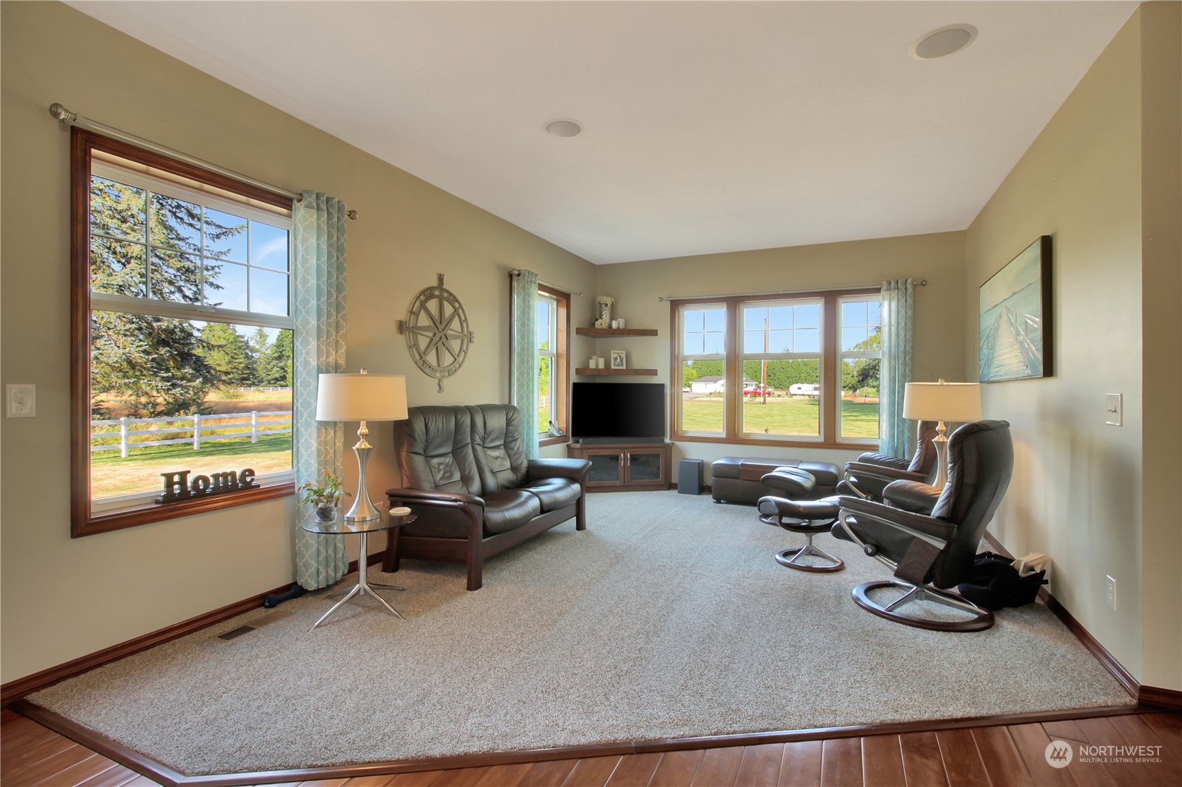 19820 15th Avenue NE